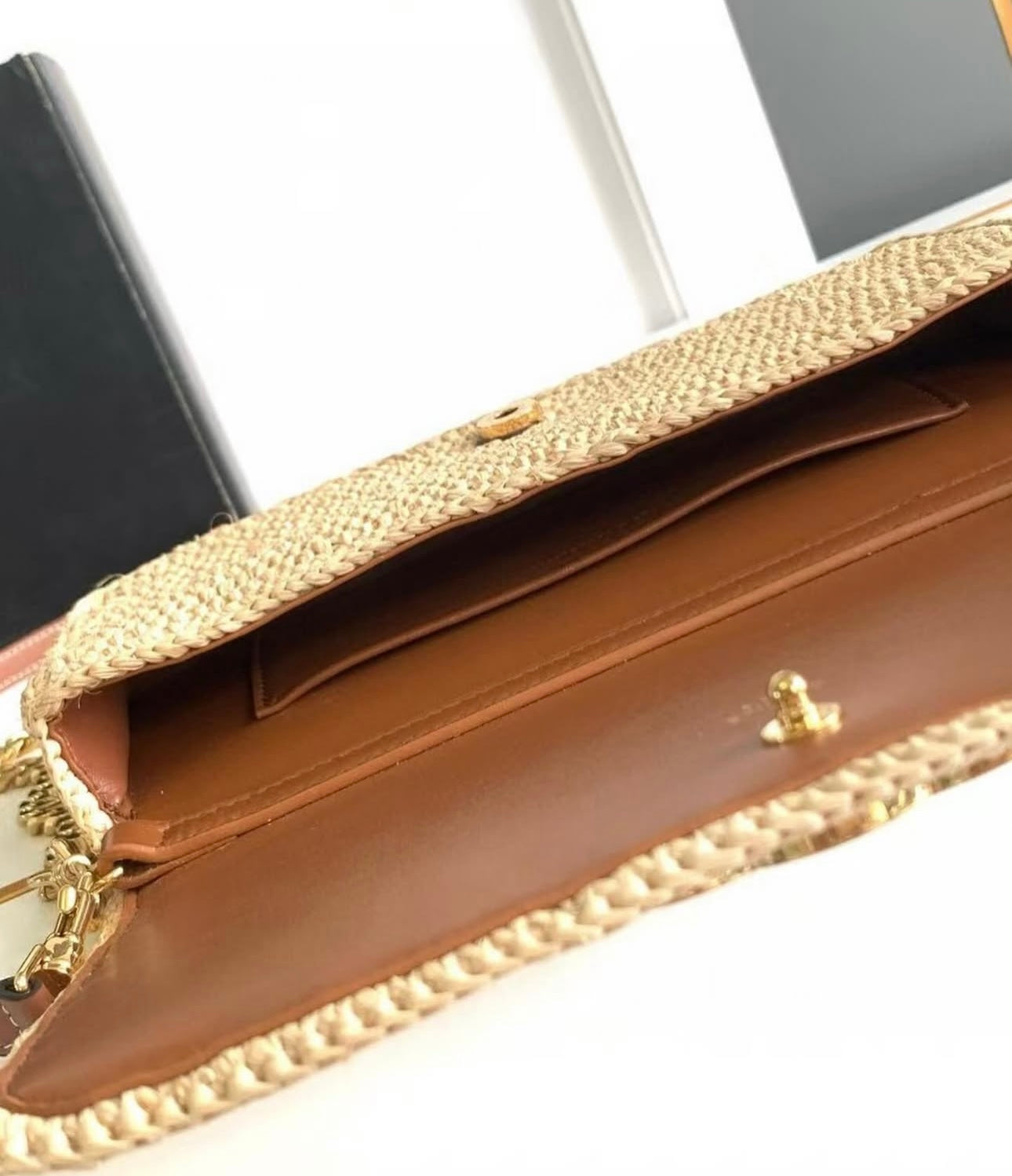 Raffia Triomphe