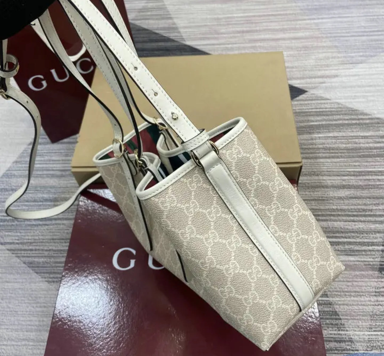 GG Shopping Bag