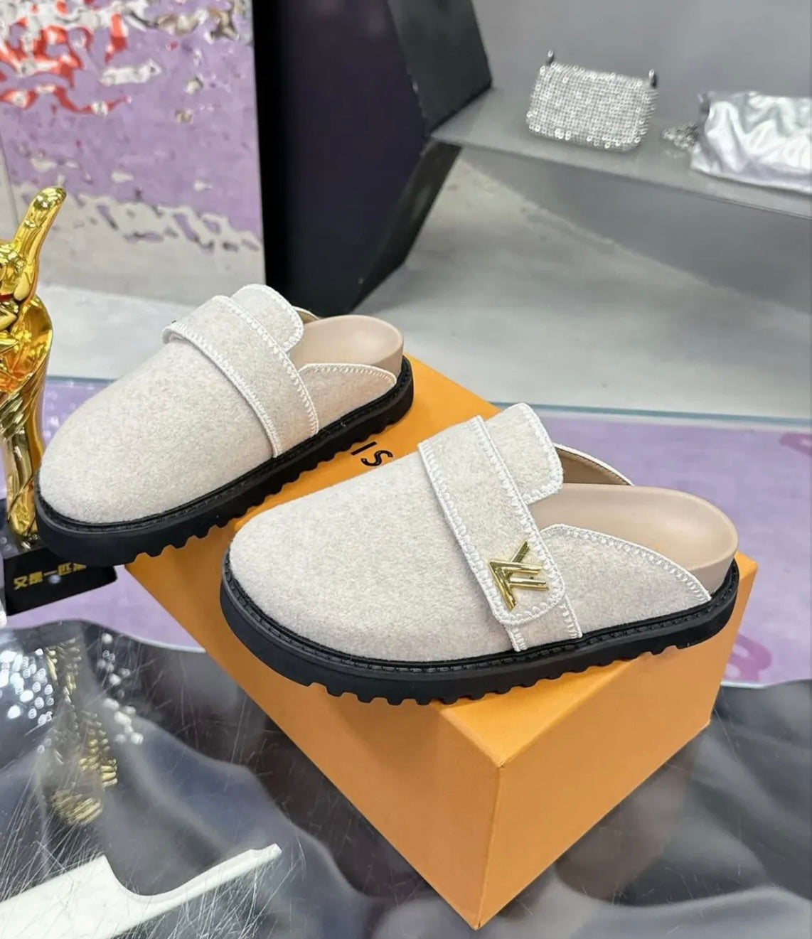 Cosy Clogs