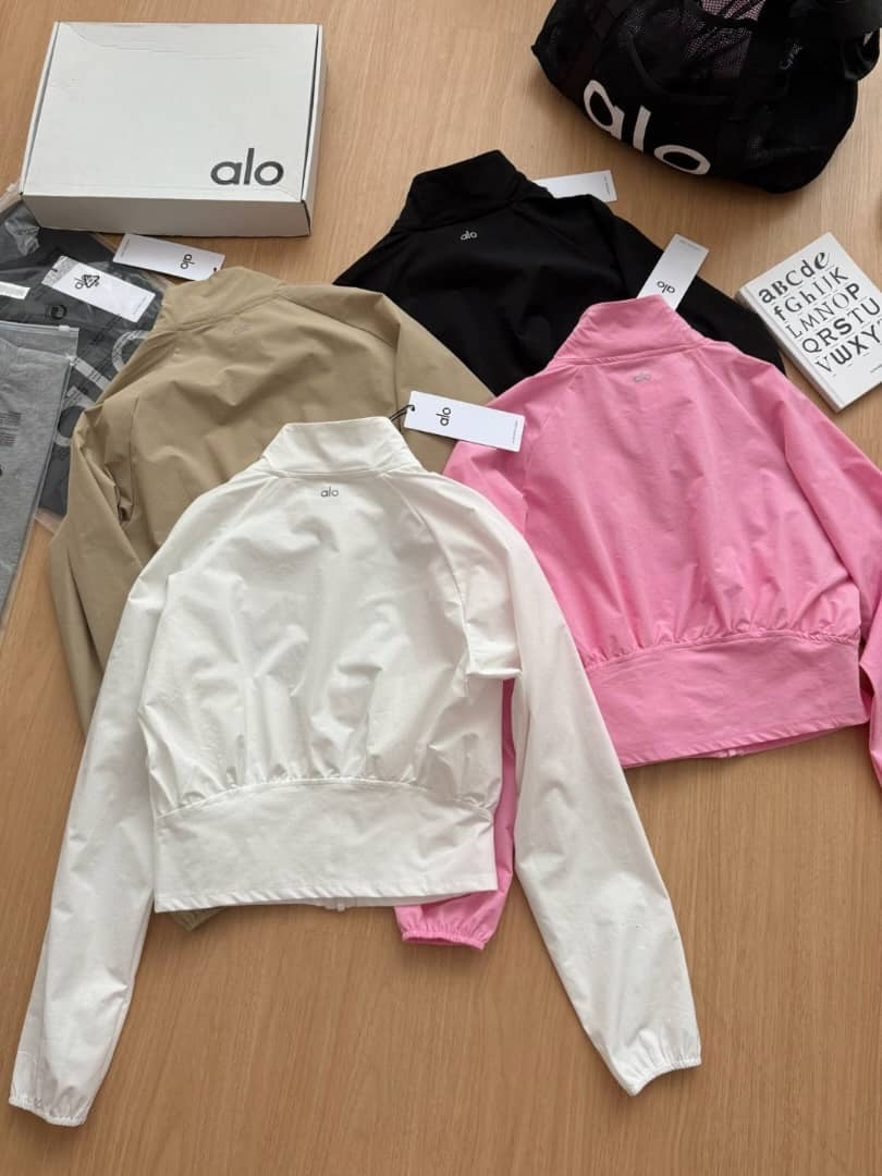 Light zip up jacket