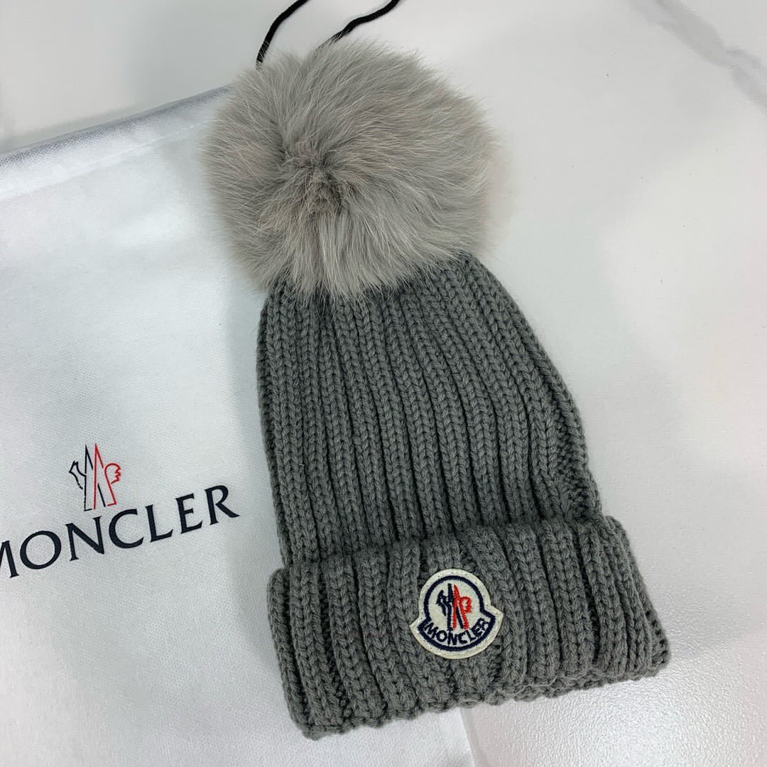 Monty Hat