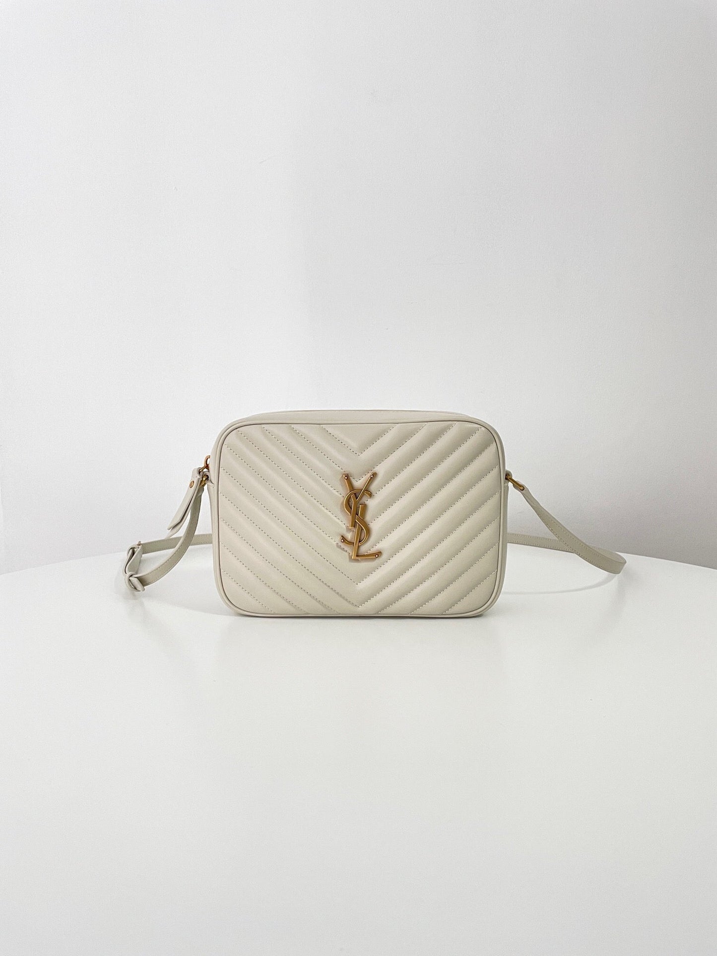 Lou Camera Bag