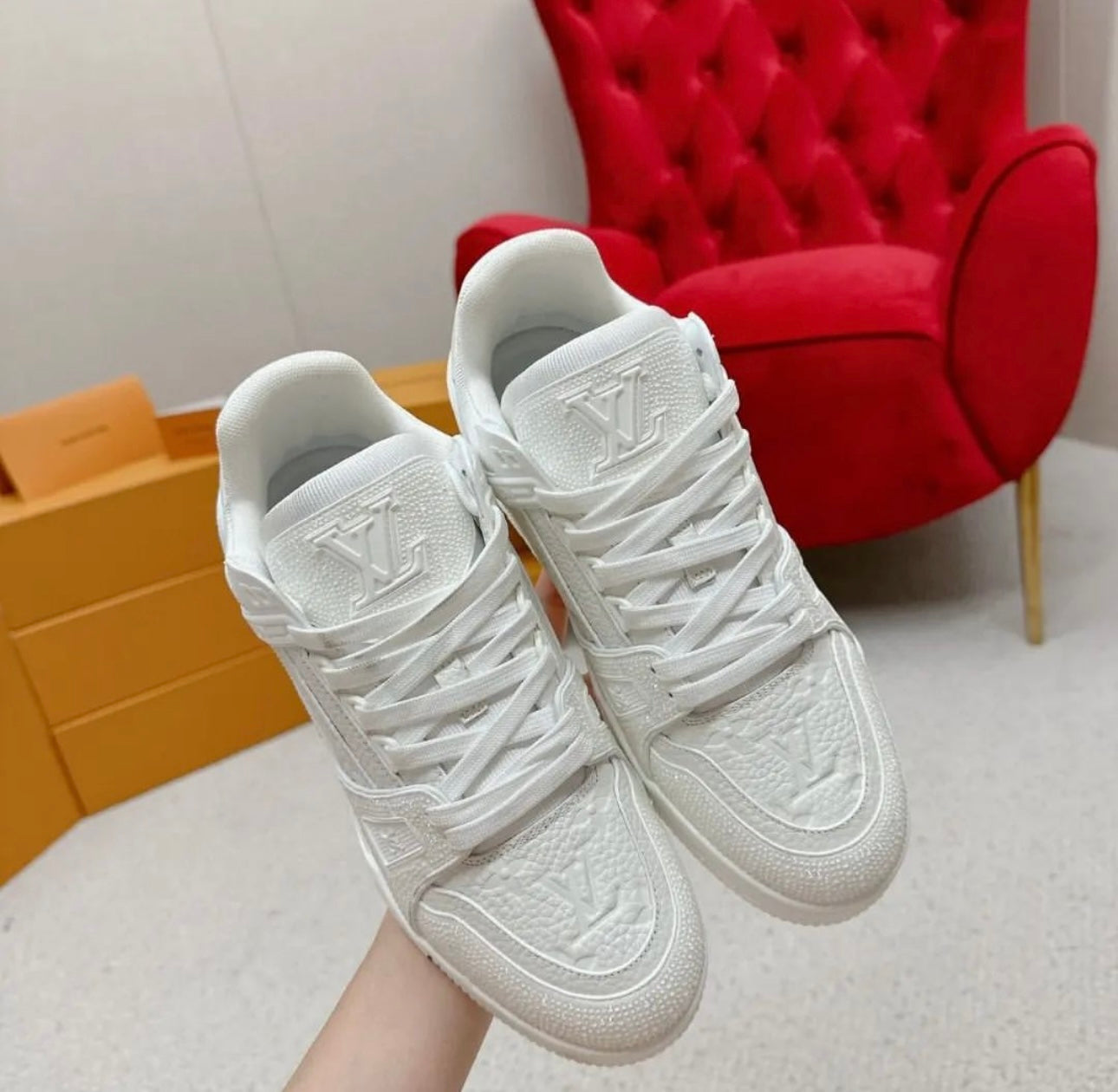 Logo Sneaker