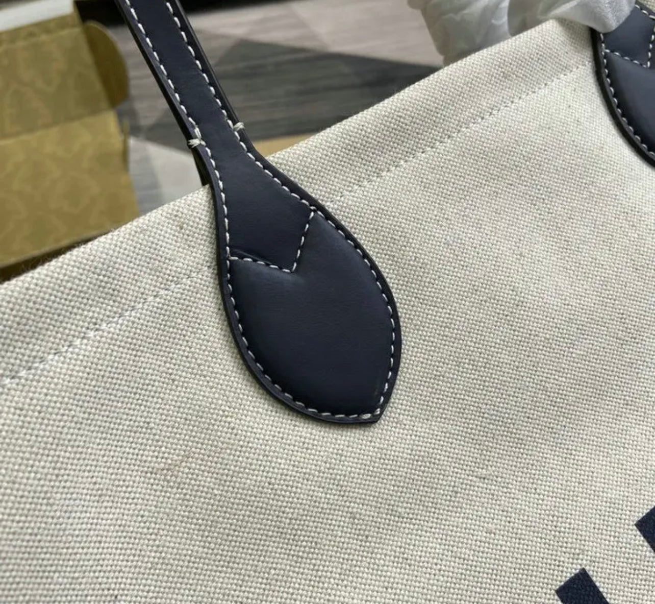 GG Print Tote