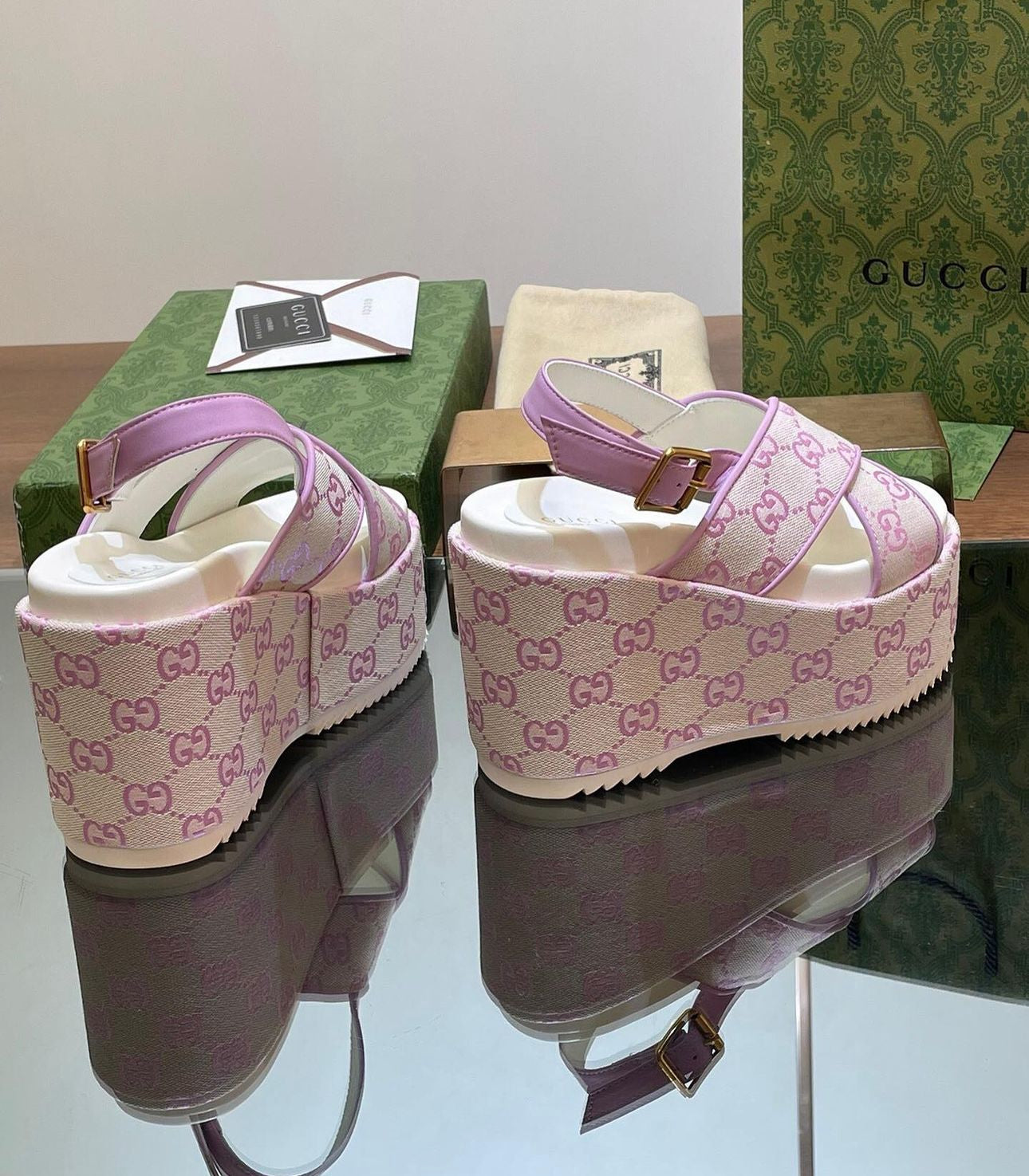 GG Sandals