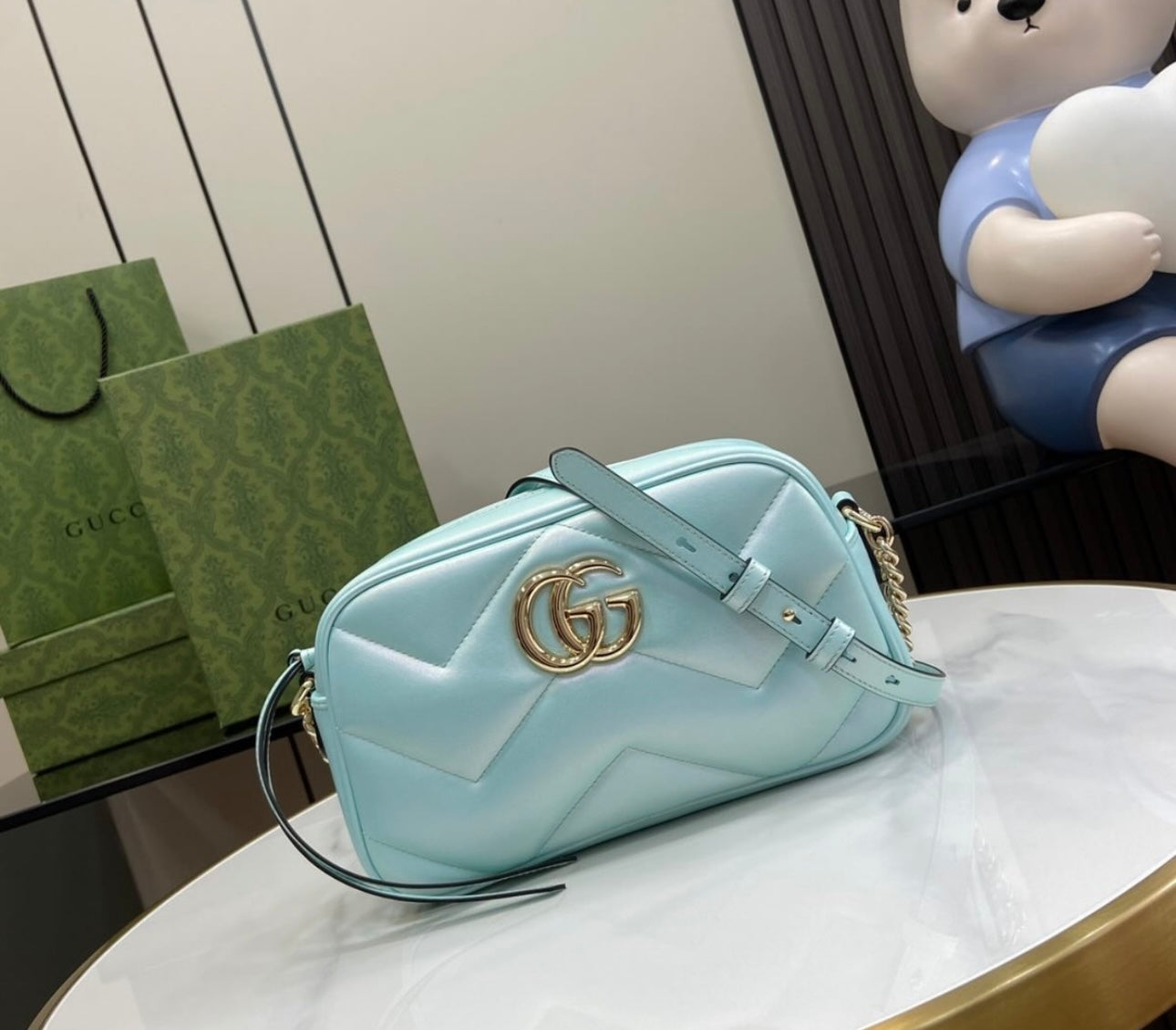 Marmont Pearlescent