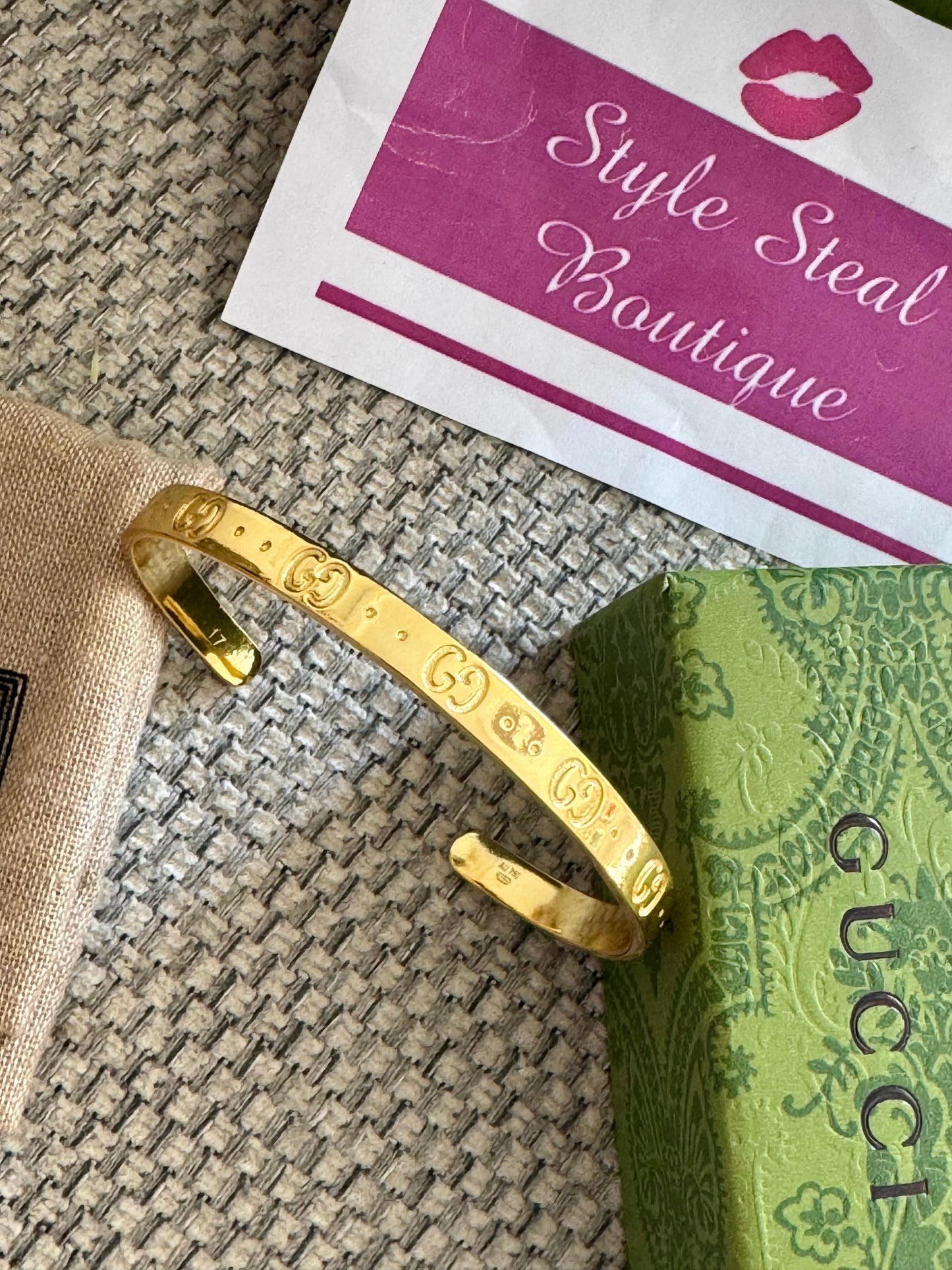 Logo Bracelet
