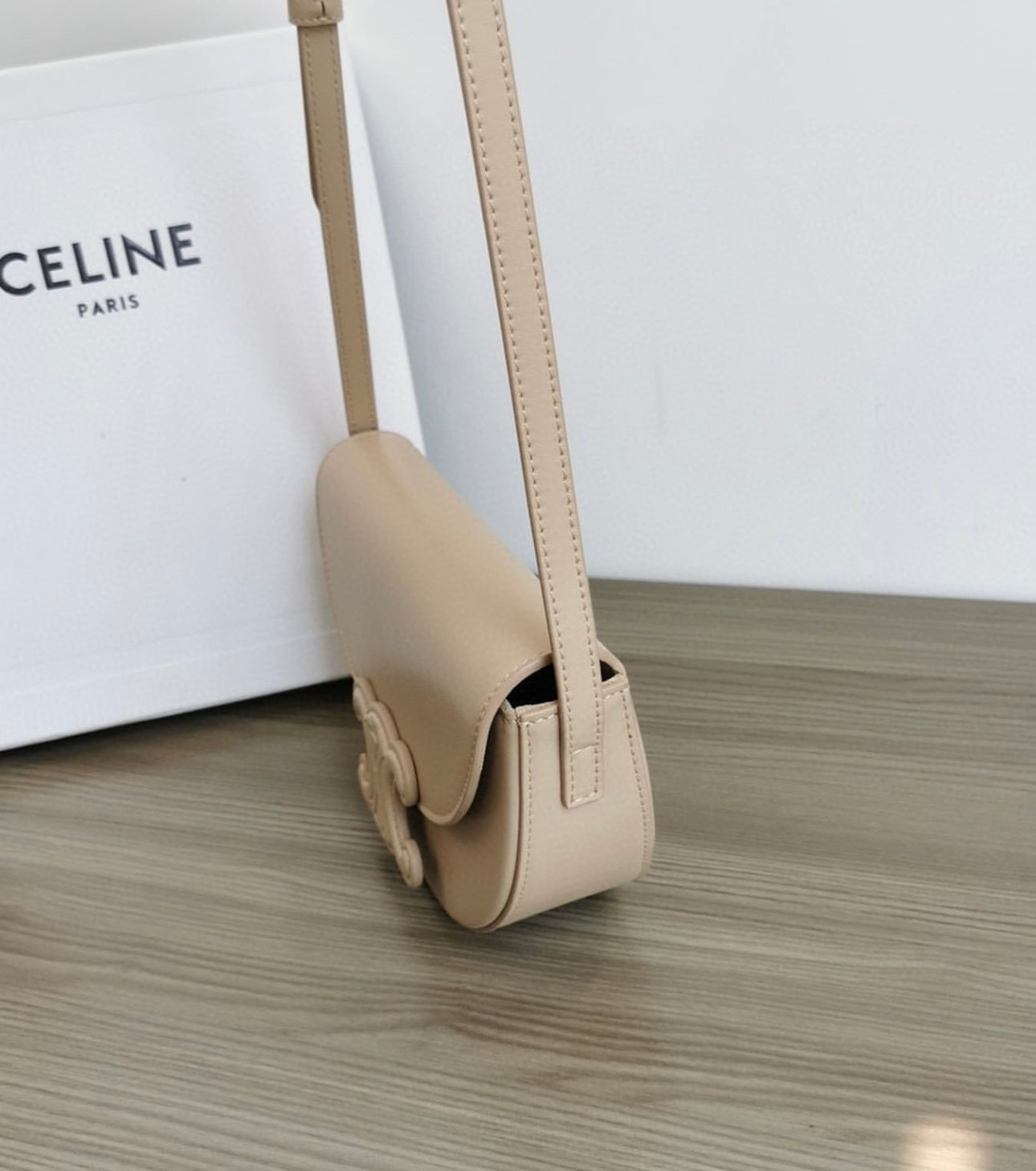 Besace Shoulder Bag