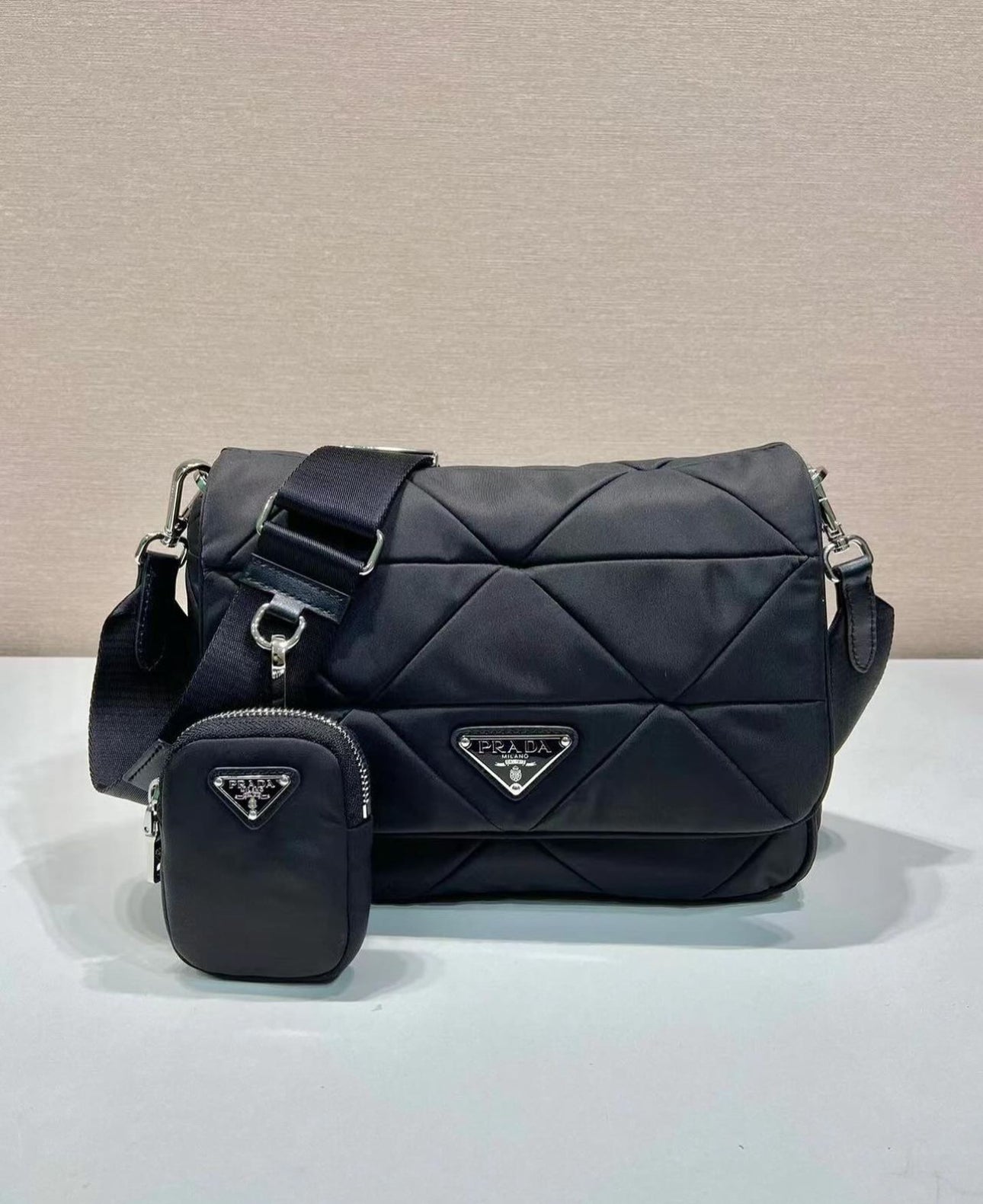 Re Nylon Multi Bag