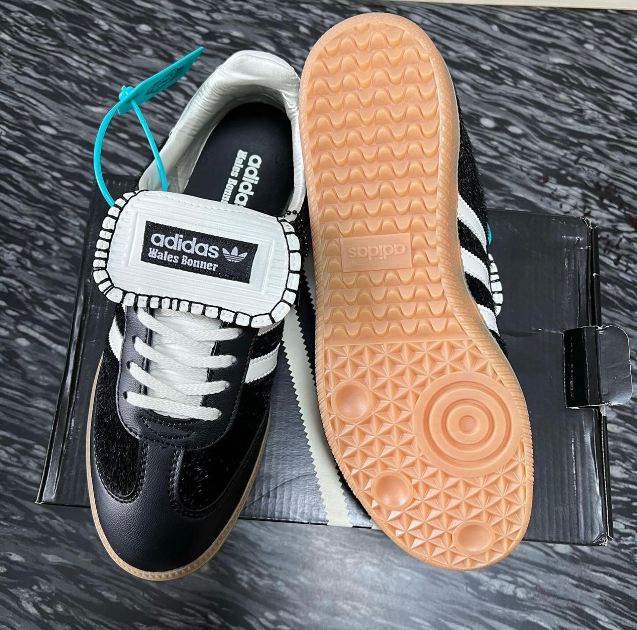 Samba Trainers