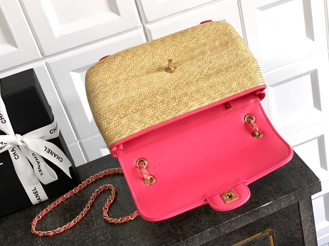 Raffia Classic Flap