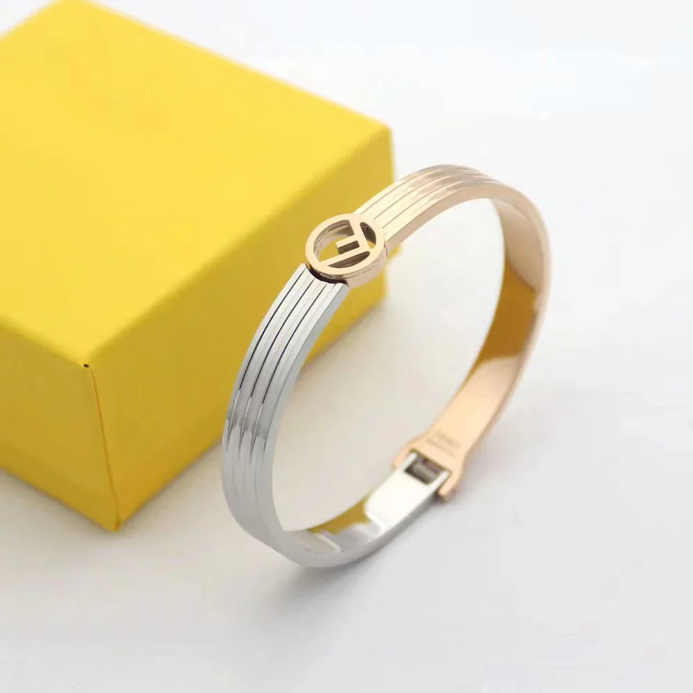 Logo Bracelet