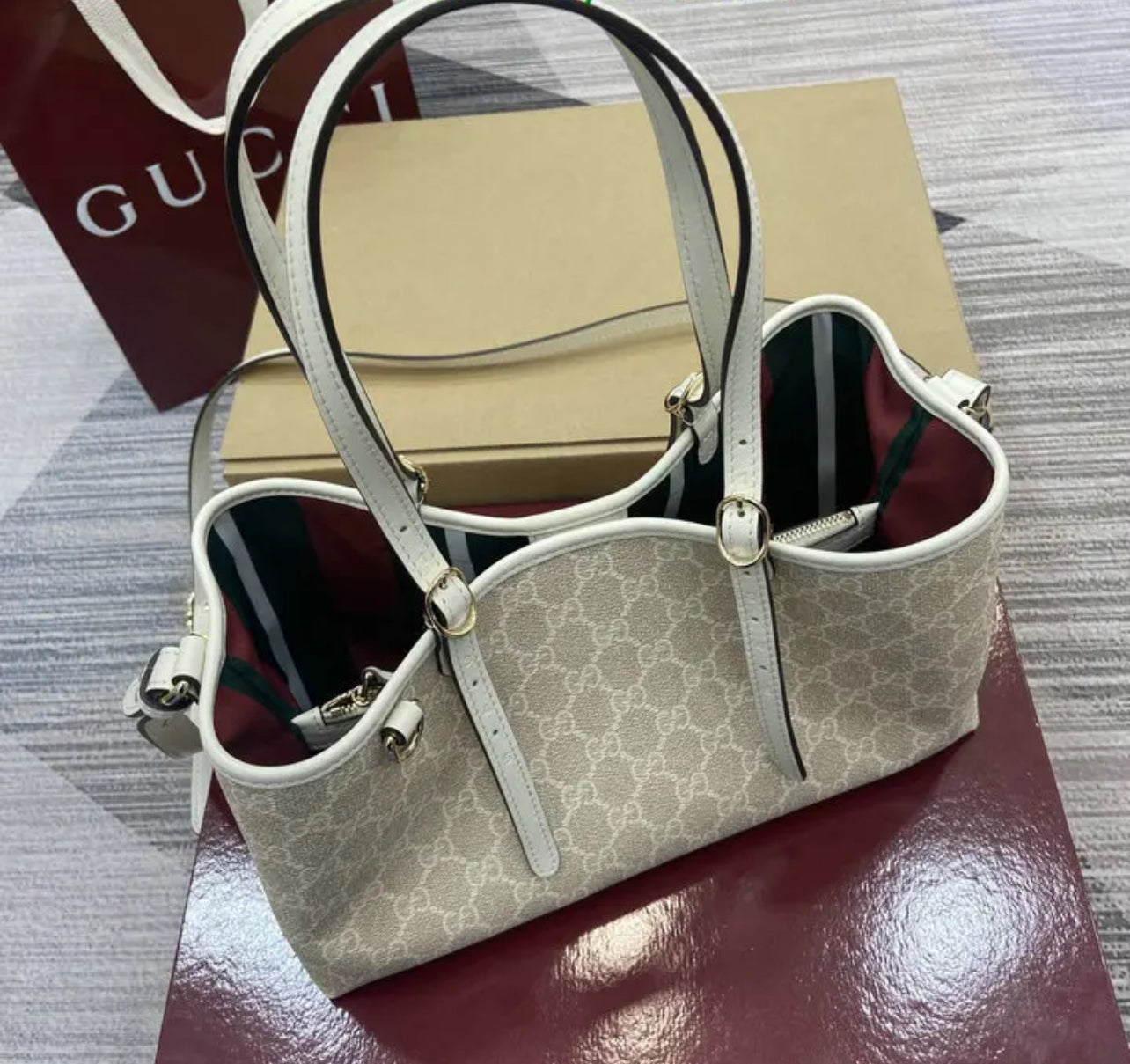 GG Shopping Bag