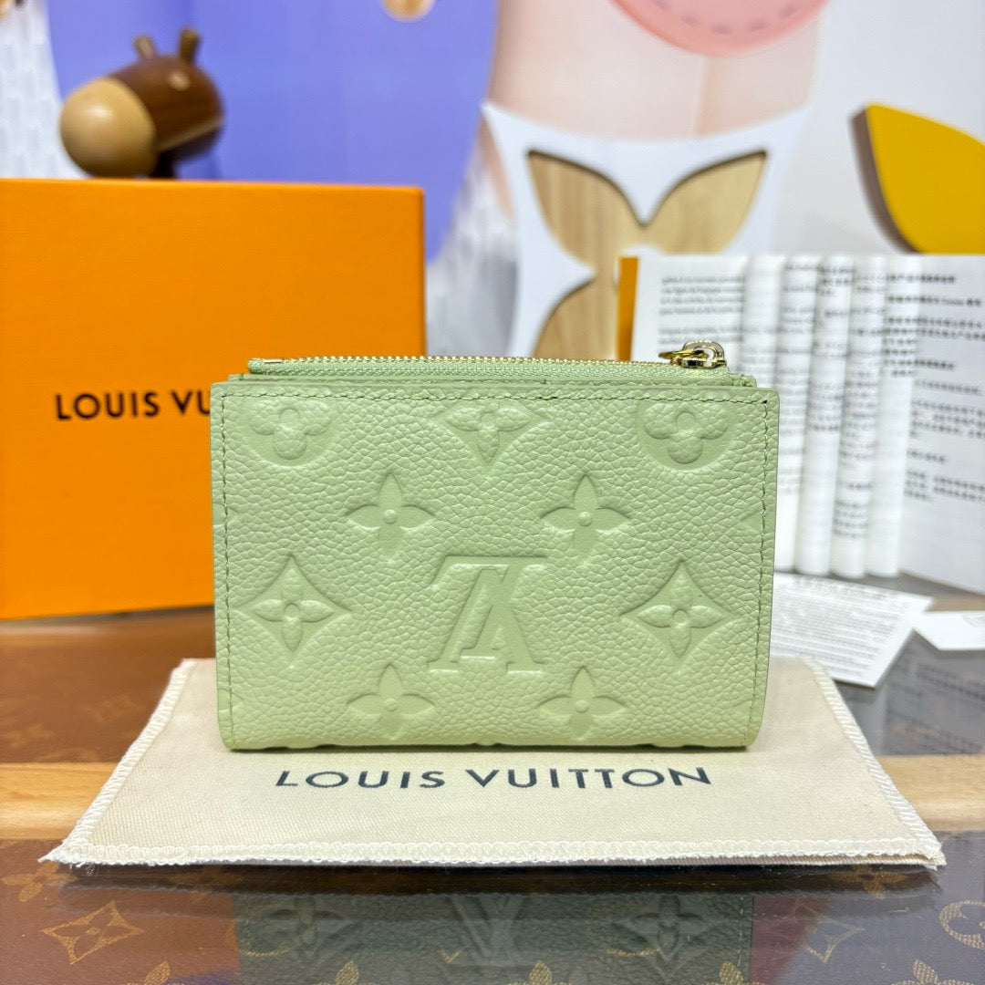 Lisa Wallet
