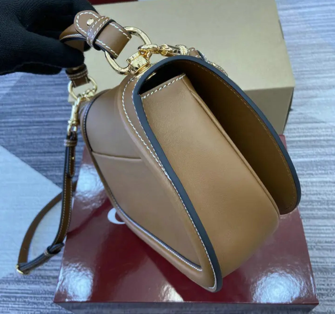 Blondie Top Handle