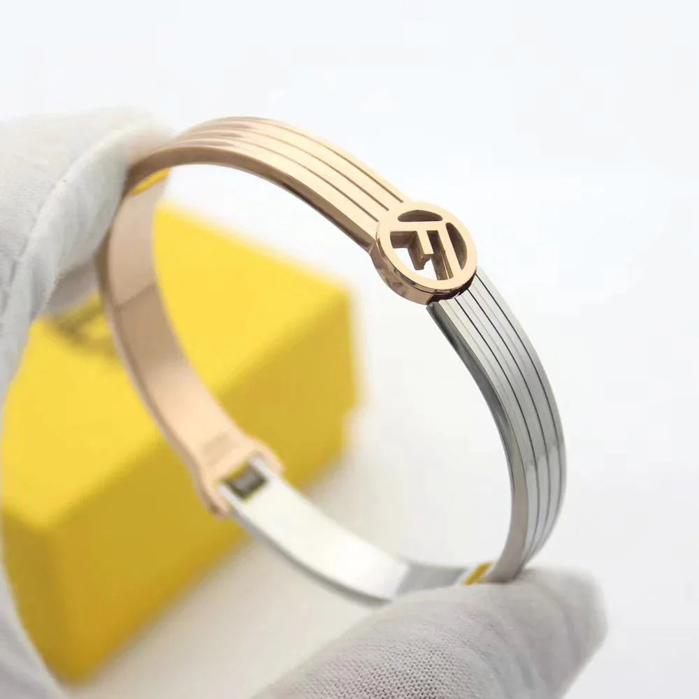 Logo Bracelet