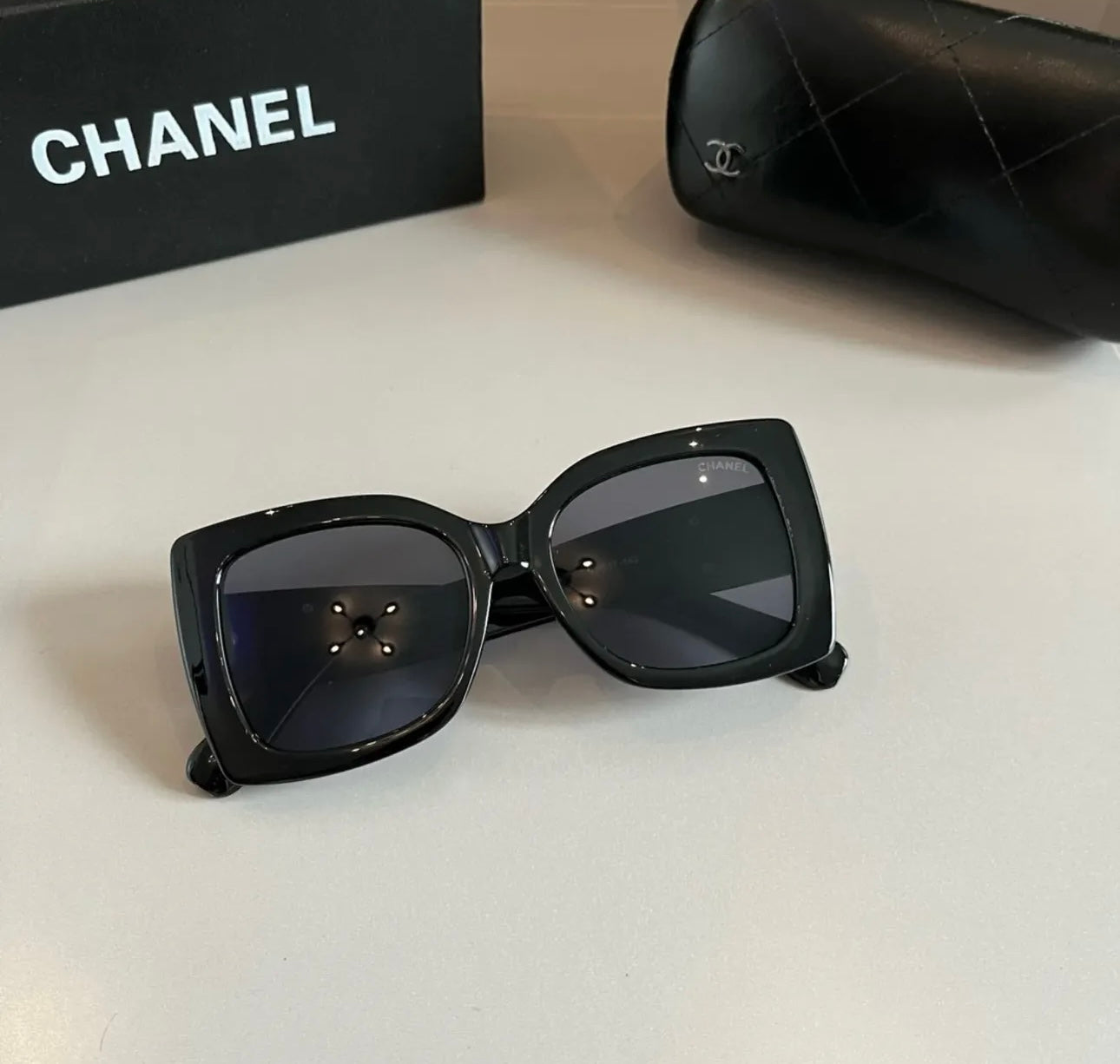 Logo Sunglasses