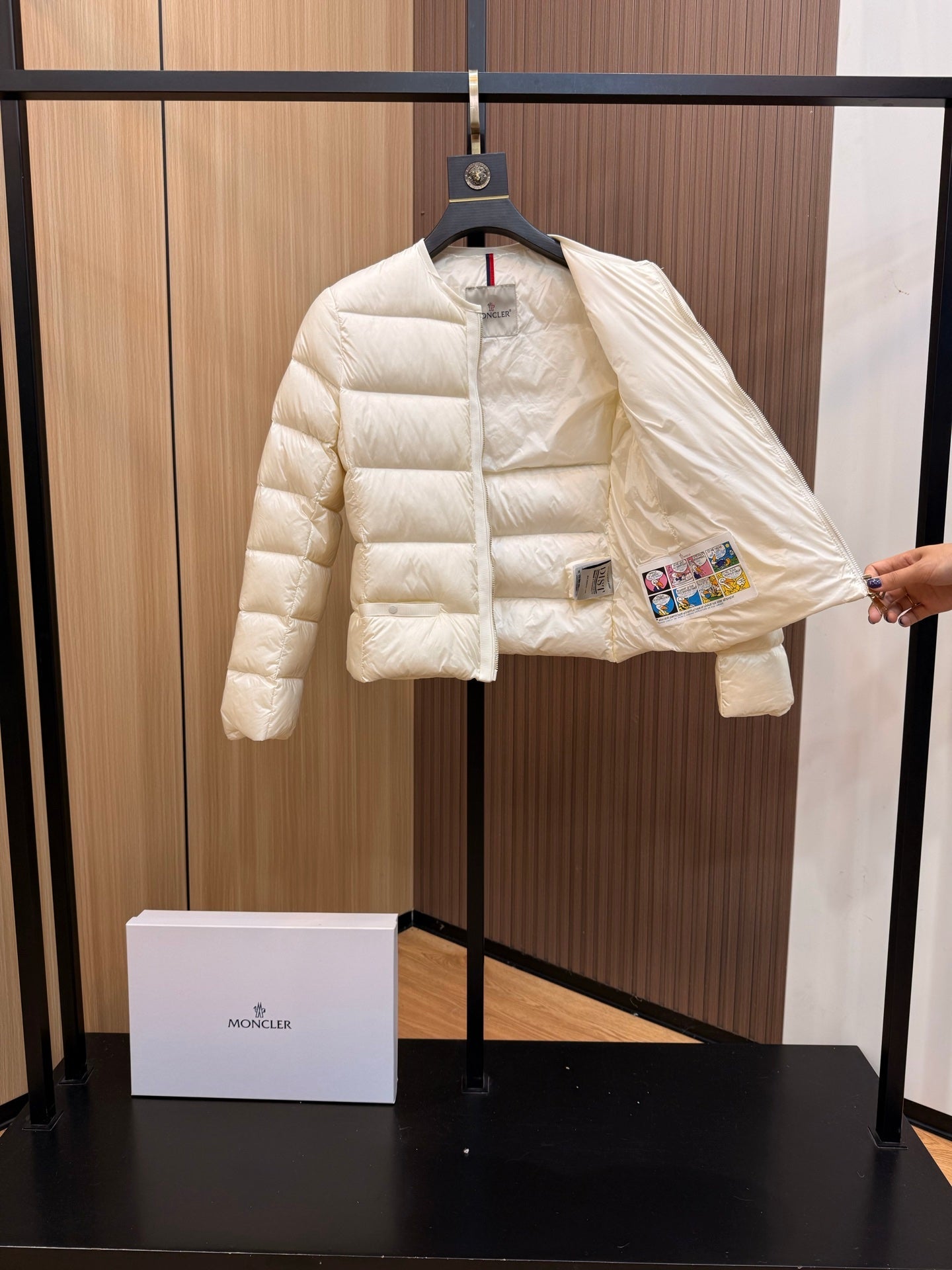 Laurine Jacket