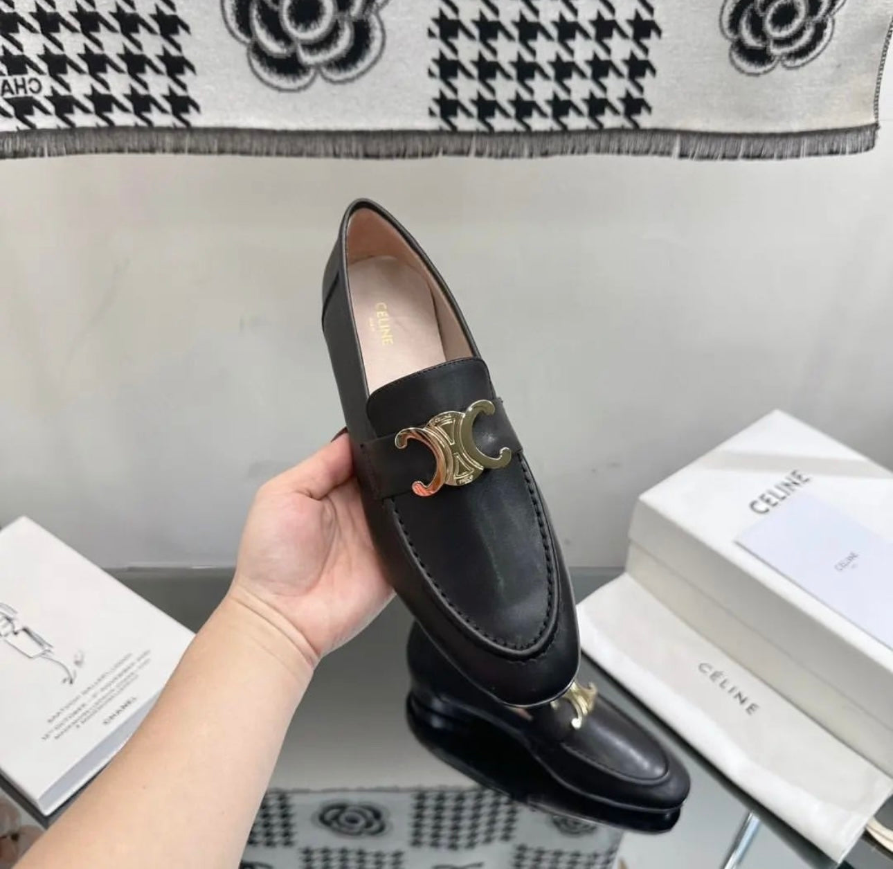 Triomphe Loafers
