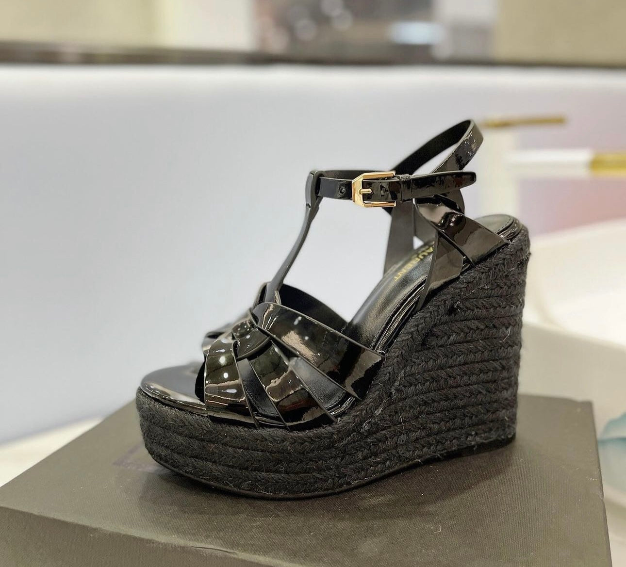 Tribute Wedges