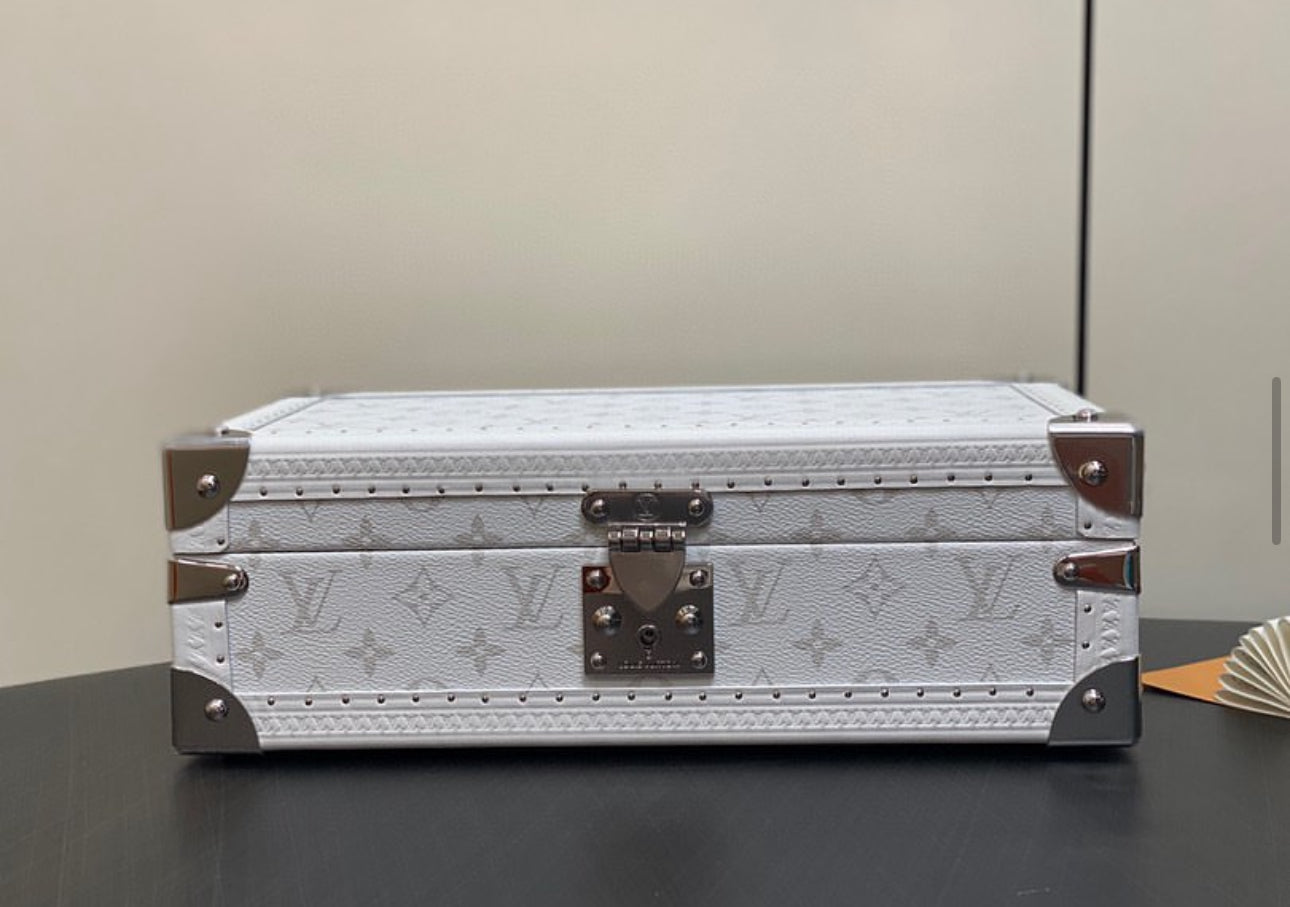 8 Watch Case