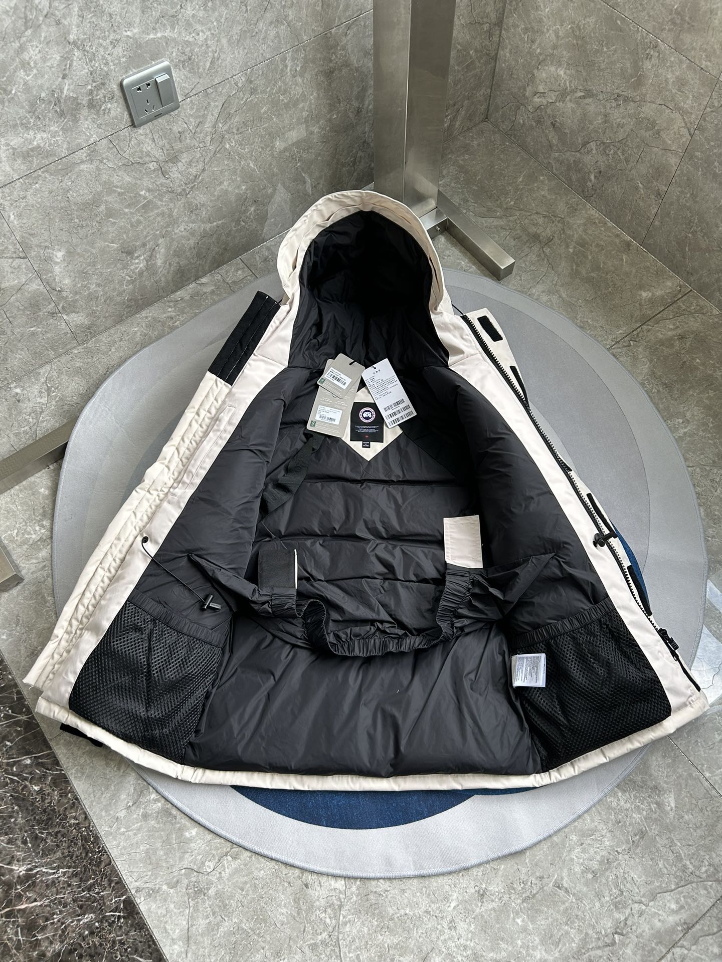 Expedition Parka