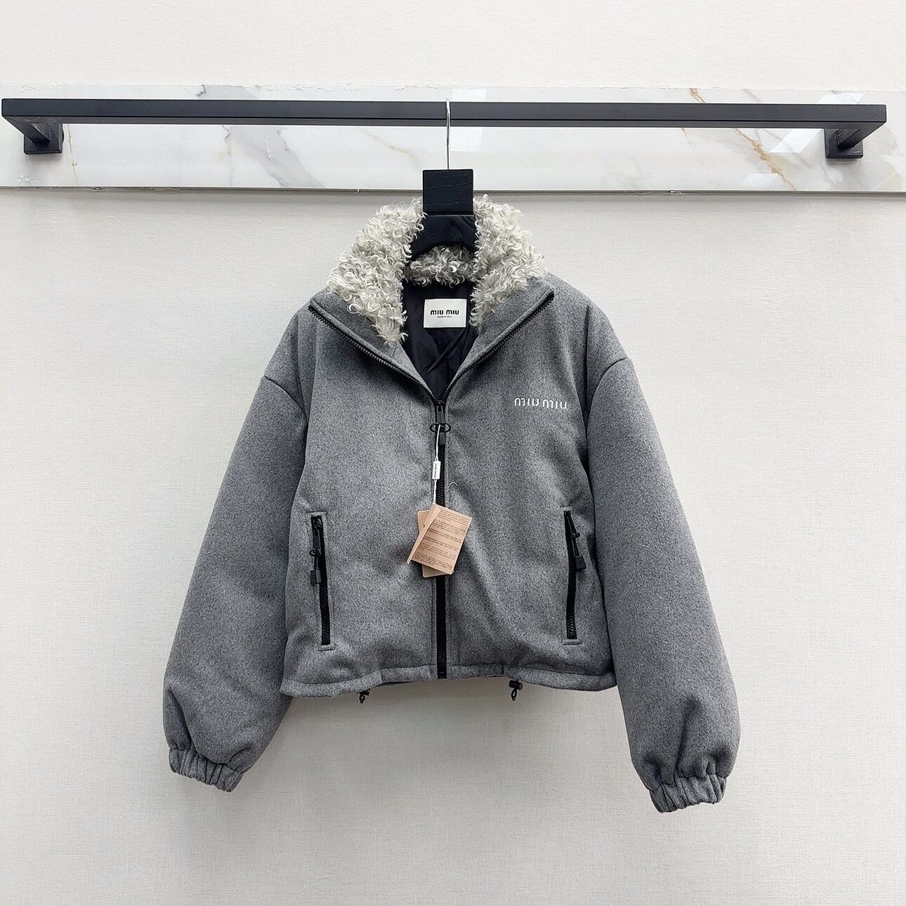 Logo Jacket
