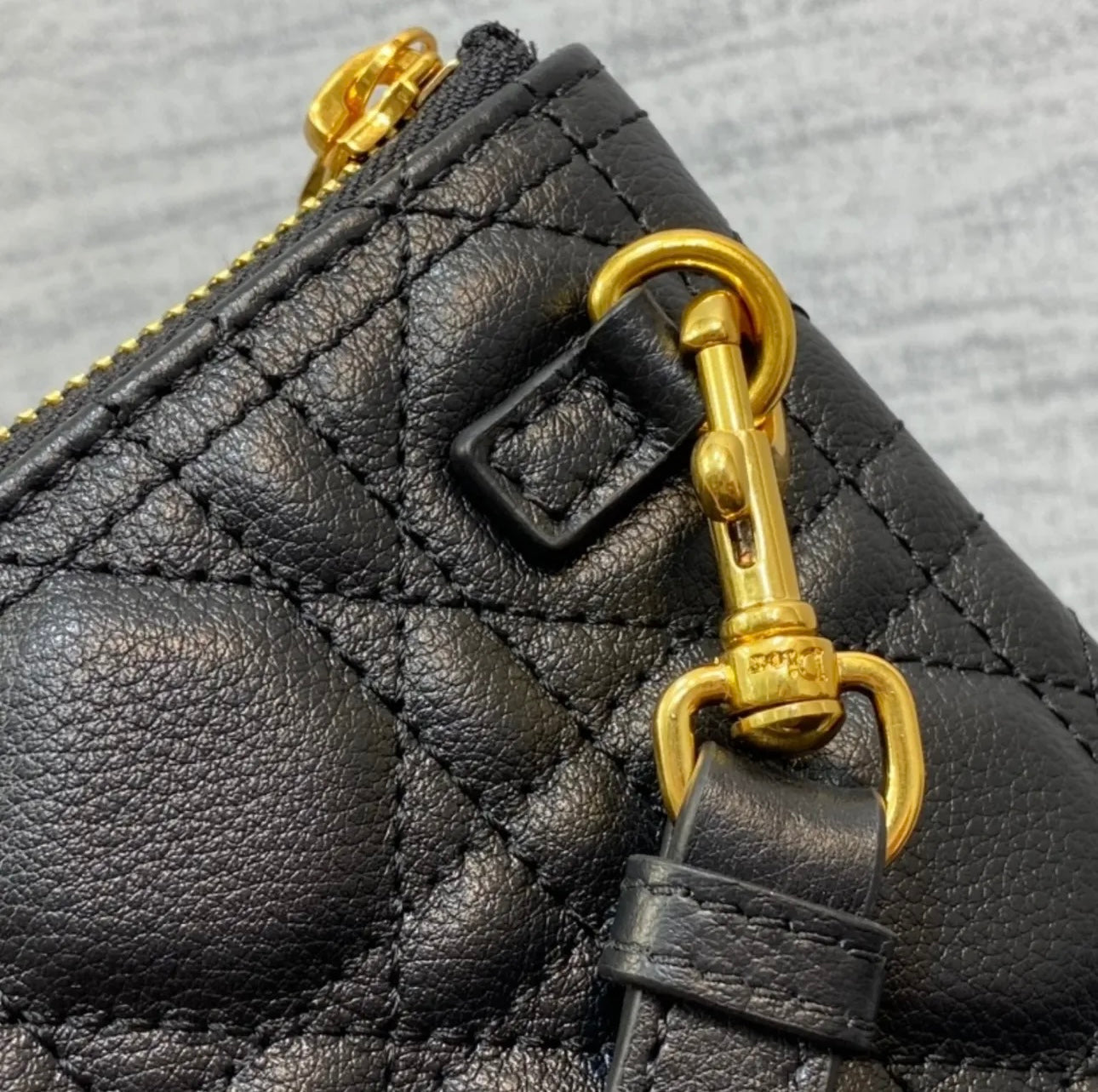 Montaigne Clutch