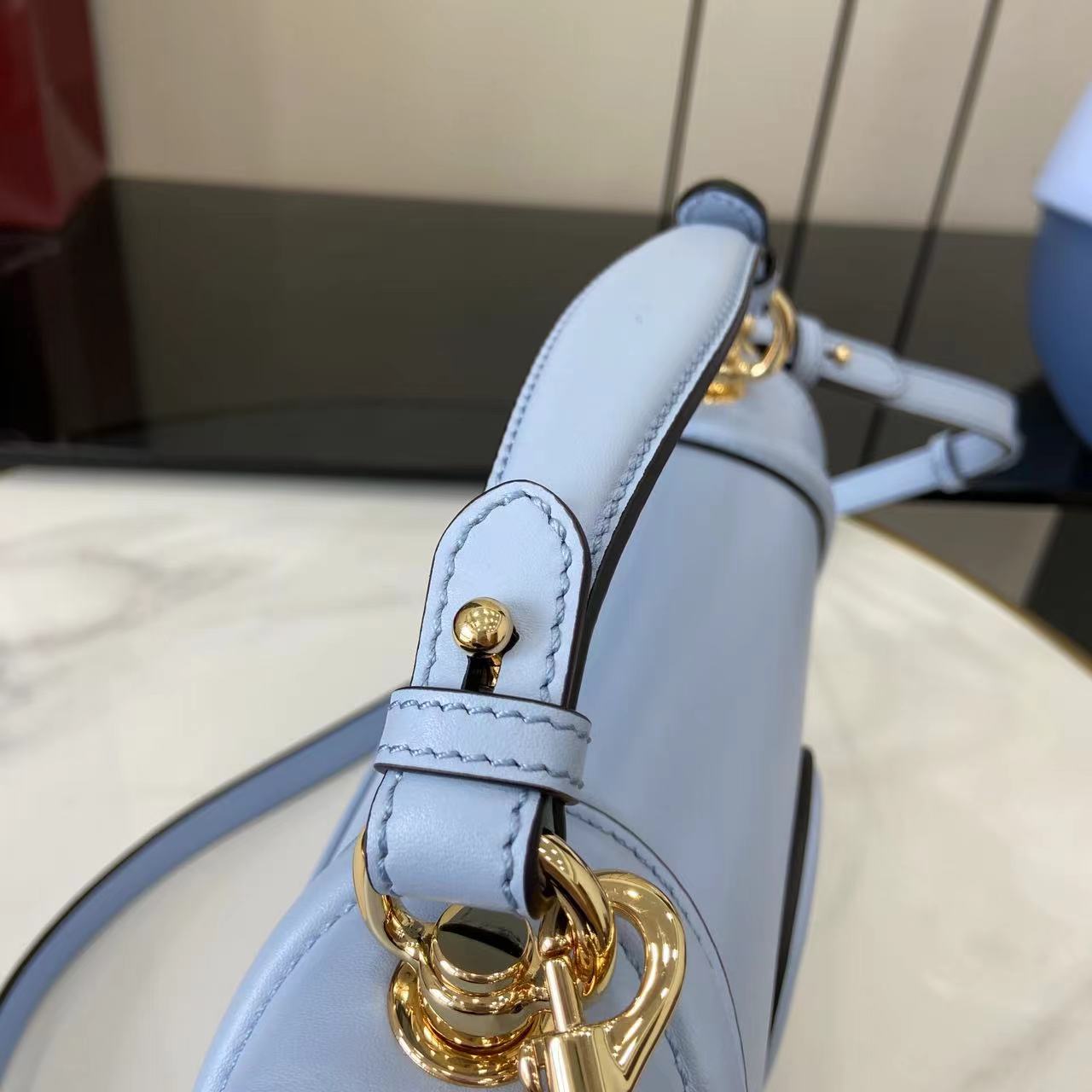 Blondie Top Handle