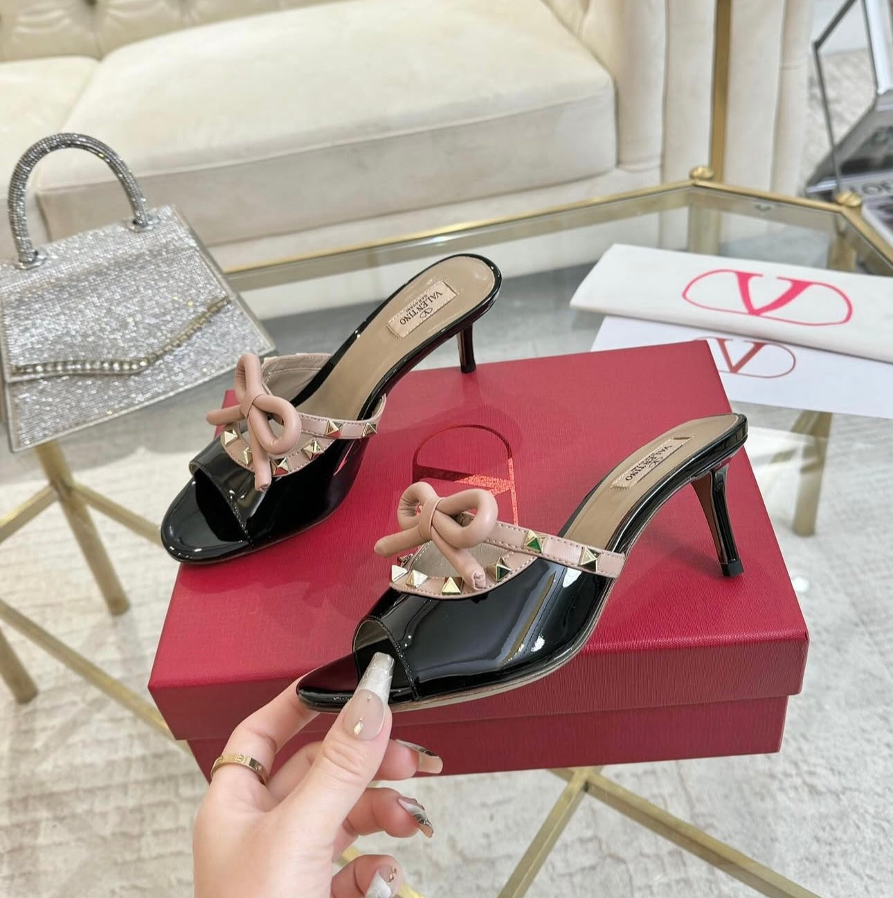 Bow Mules