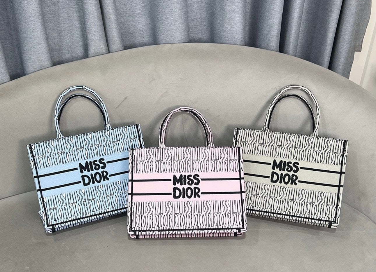 Book Tote