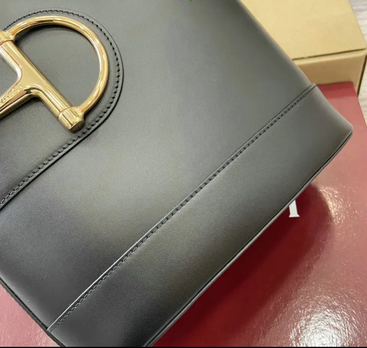 Medium Bucket Bag