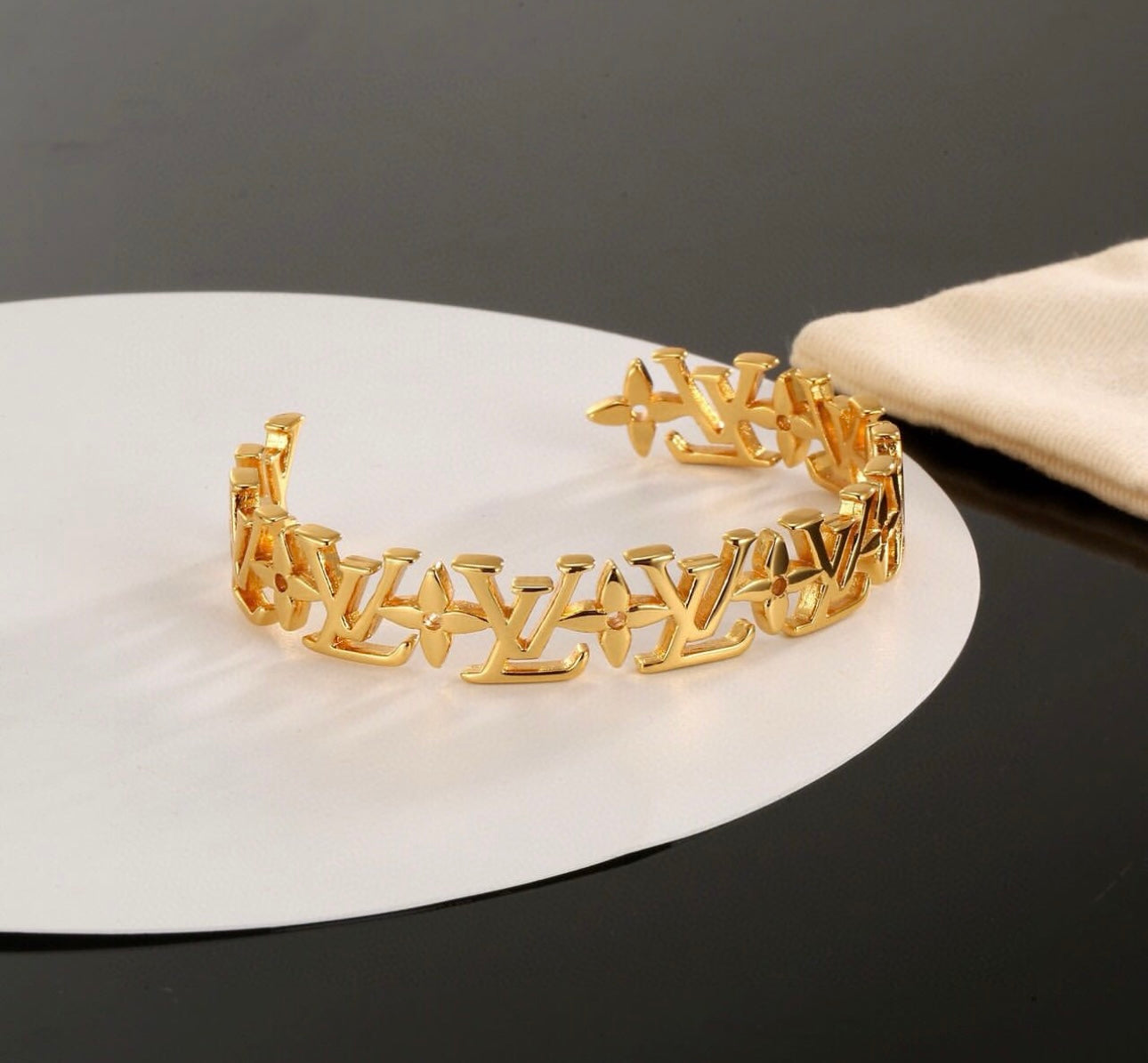 Logo Bracelet