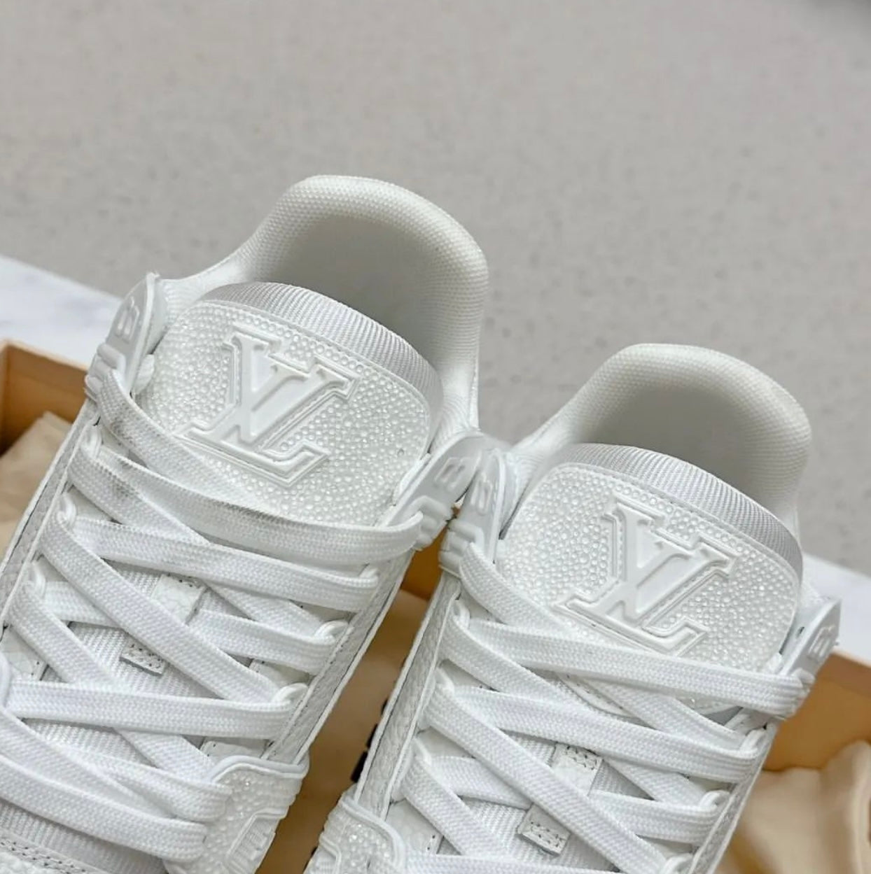 Logo Sneaker