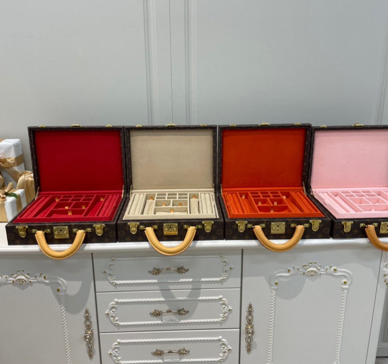Boite Jewellery Case