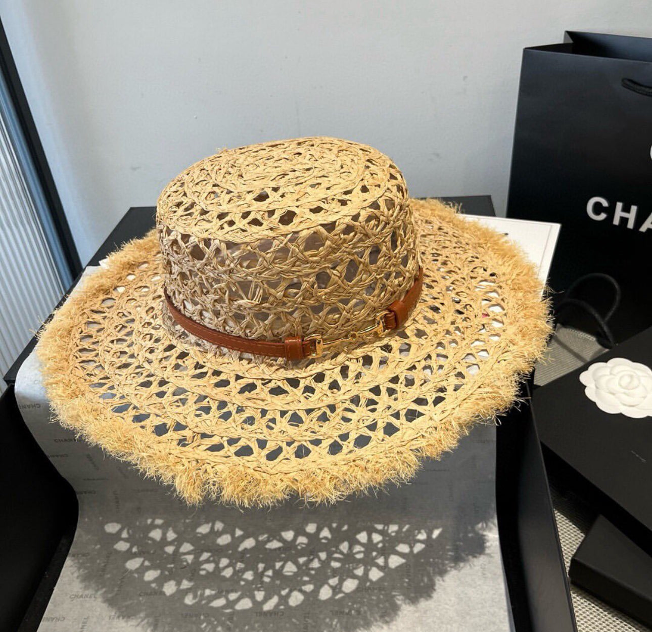 Logo Hat