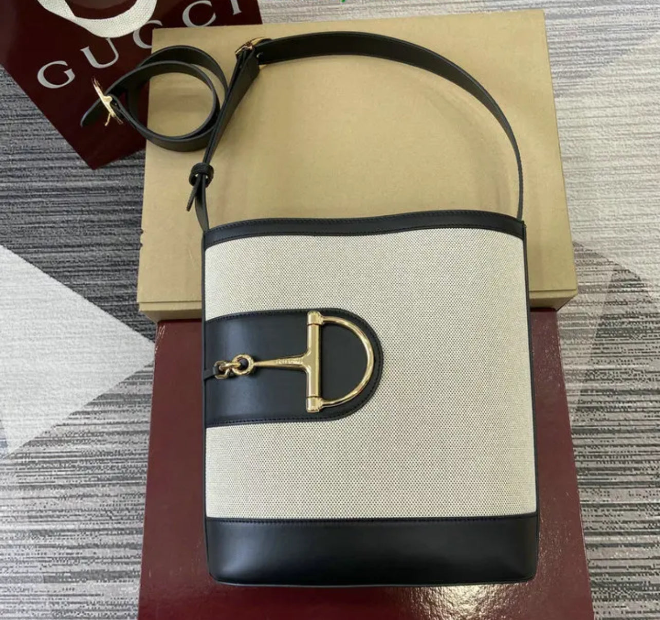 Medium Bucket Bag