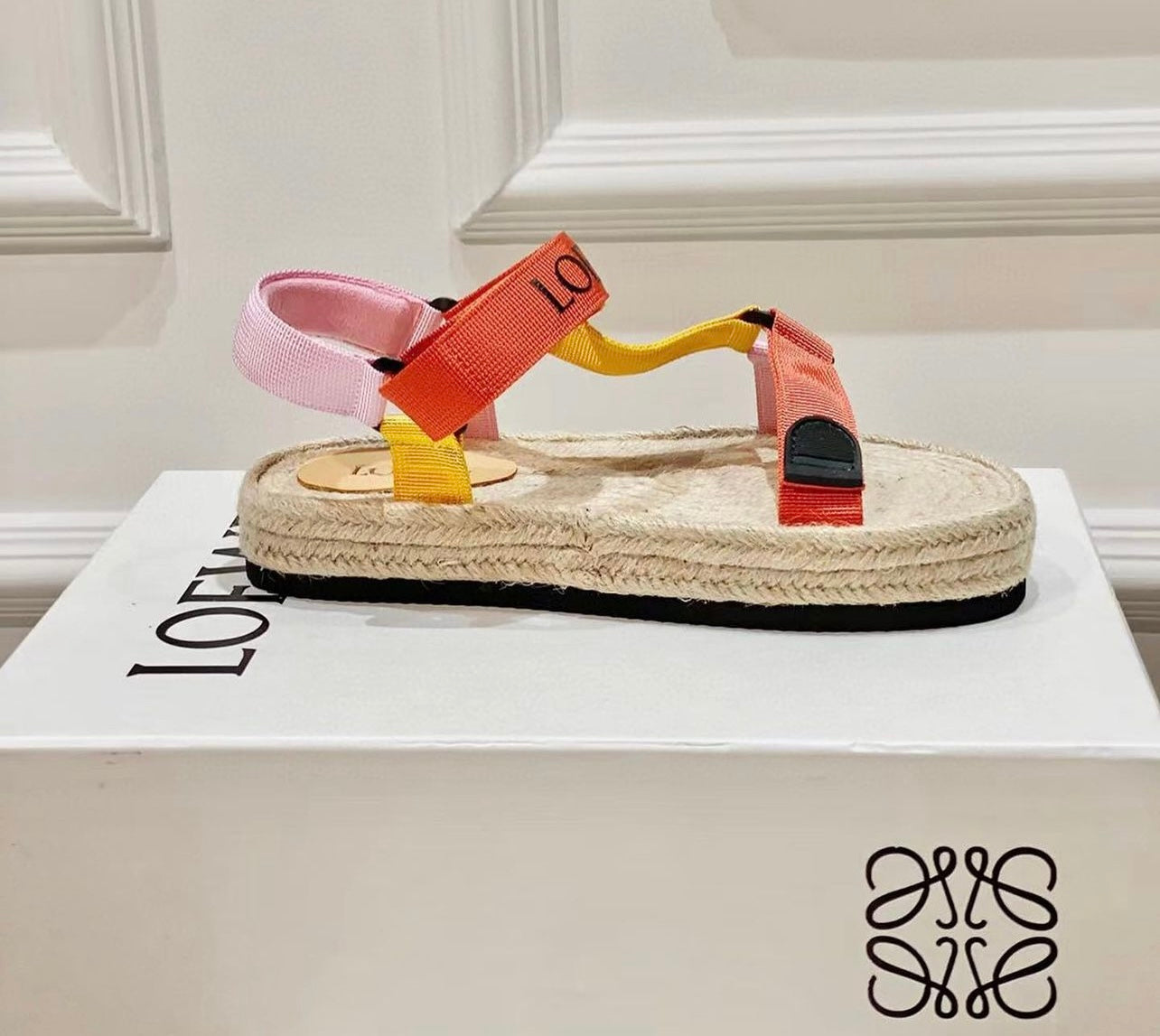Leo Strappy Sandals