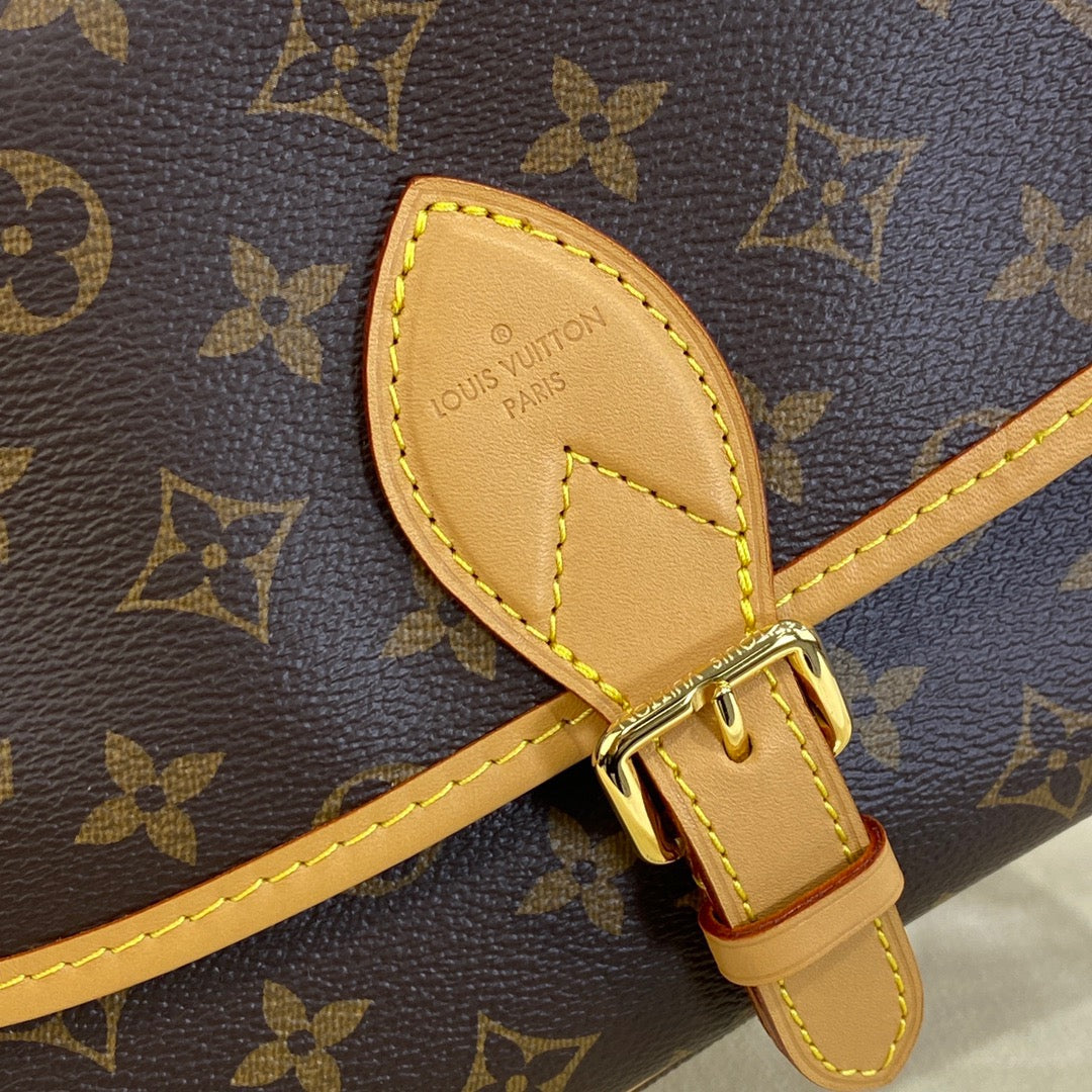 Diane Satchel