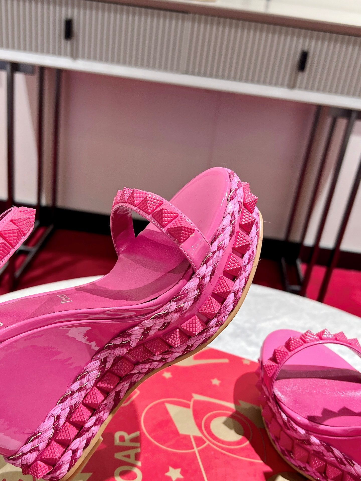 Pyraclou Wedges