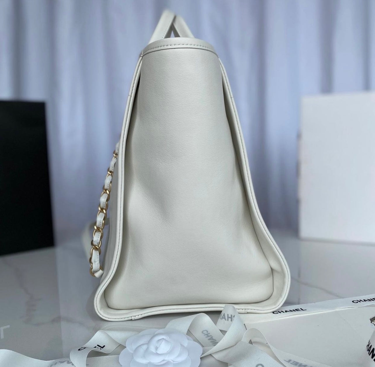 Deauville Leather Tote