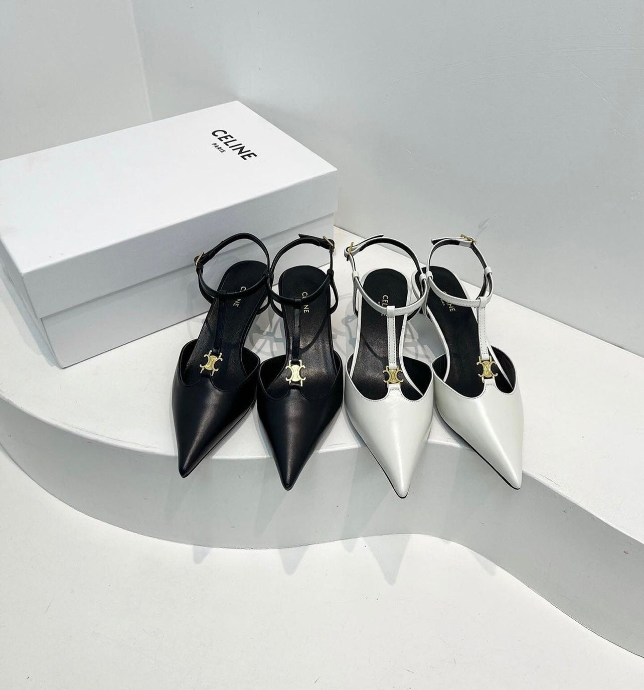 Triomphe Pumps