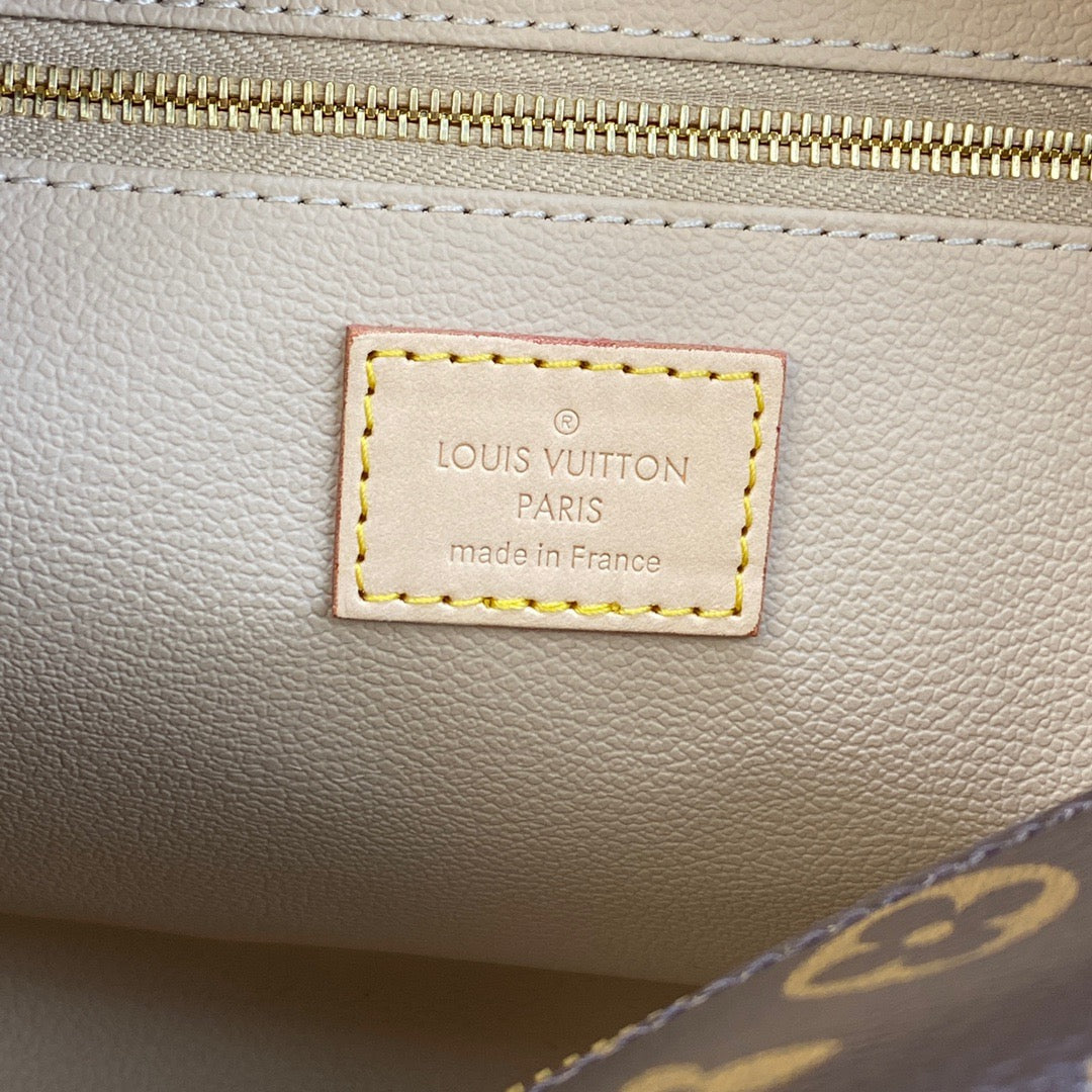 Cosmetic Pouch