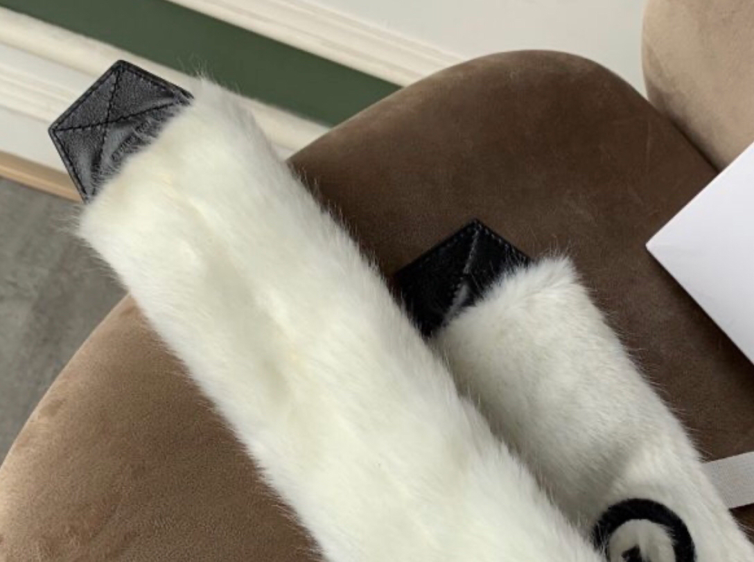 Fur Strap
