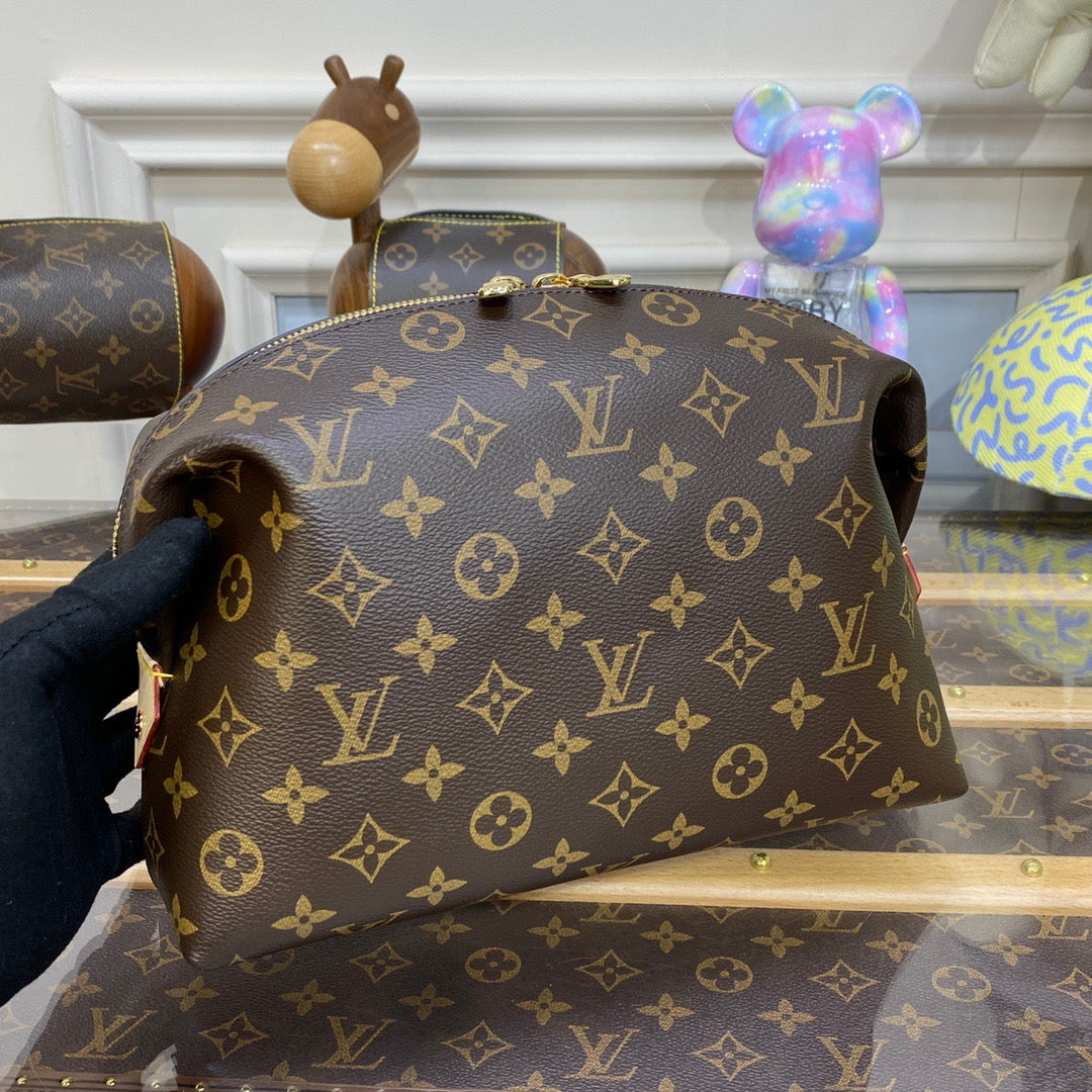 Cosmetic Pouch