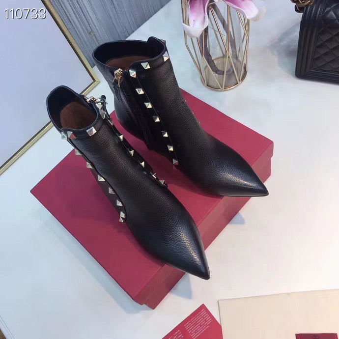 Rockstud Boots