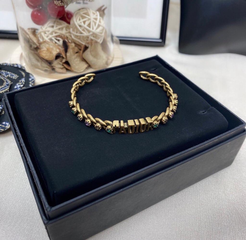 CD Bangle