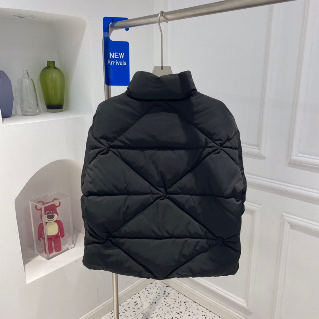 Re Nylon Jacket