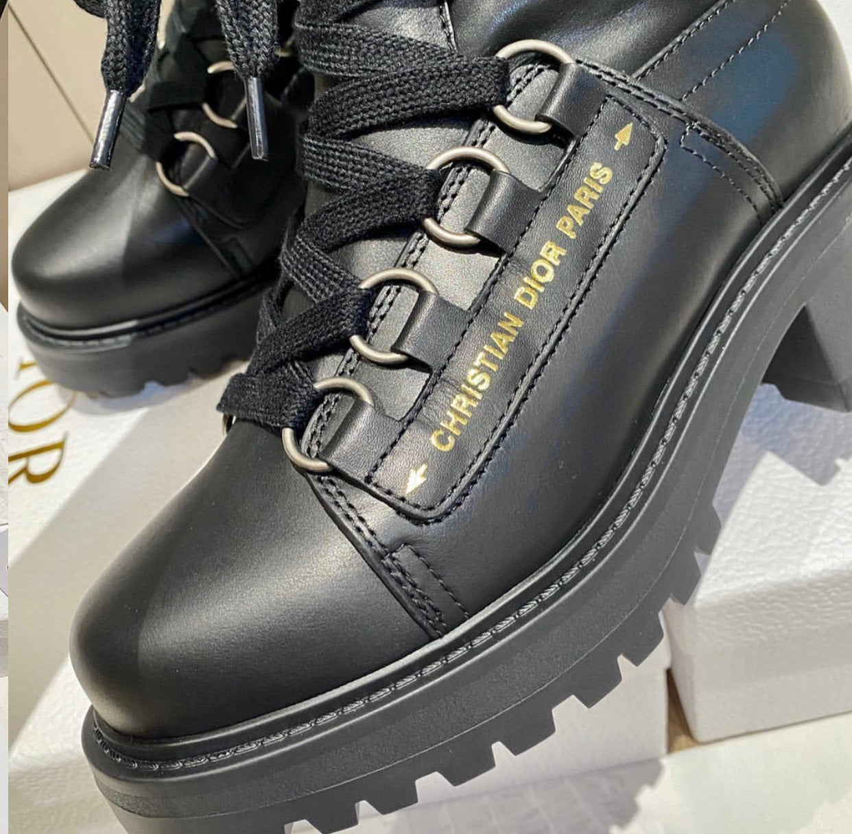 D Fight Boots
