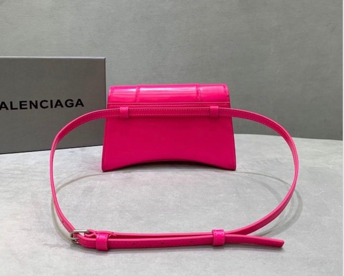 Hourglass Belt Bag